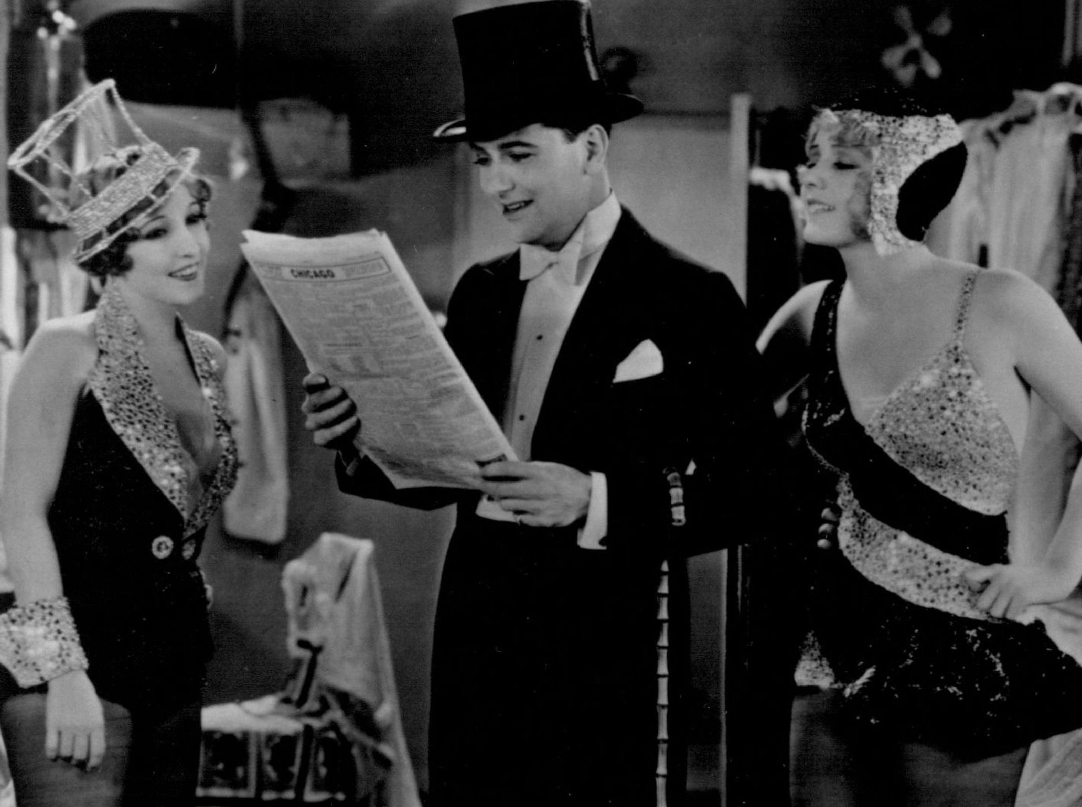 Turner Classic Movies (TCM) presents its third annual 31 Days of Oscar¬Æ celebration, the most award wir ning month on television. For 24 hours a day throughout March, TCM features nearly 350 Oscar¬Æ winning and-nominated films, ranging from 1929's Best Picture winner The Broadway Melody (left, March 4, 8 p.m. ET), to 1980's Oscar¬Æ-winning portrayal of a family coping with tragedy in Ordinary People (right, March 27, 12 a.m.).