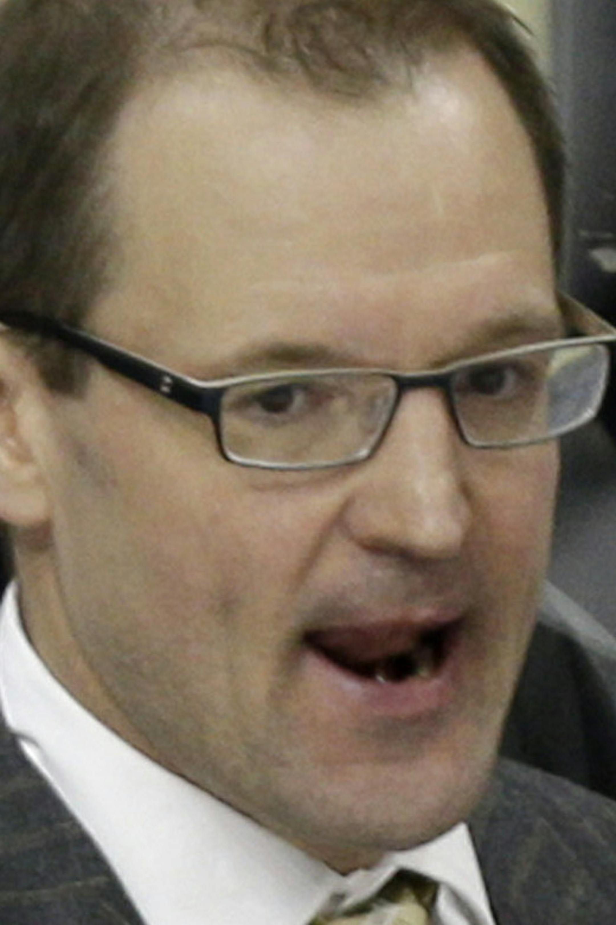Penguins coach Dan Bylsma