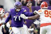 After missing last week’s game in Atlanta, Vikings left tackle Christian Darrisaw was a full participant in Friday’s practice and was not given an