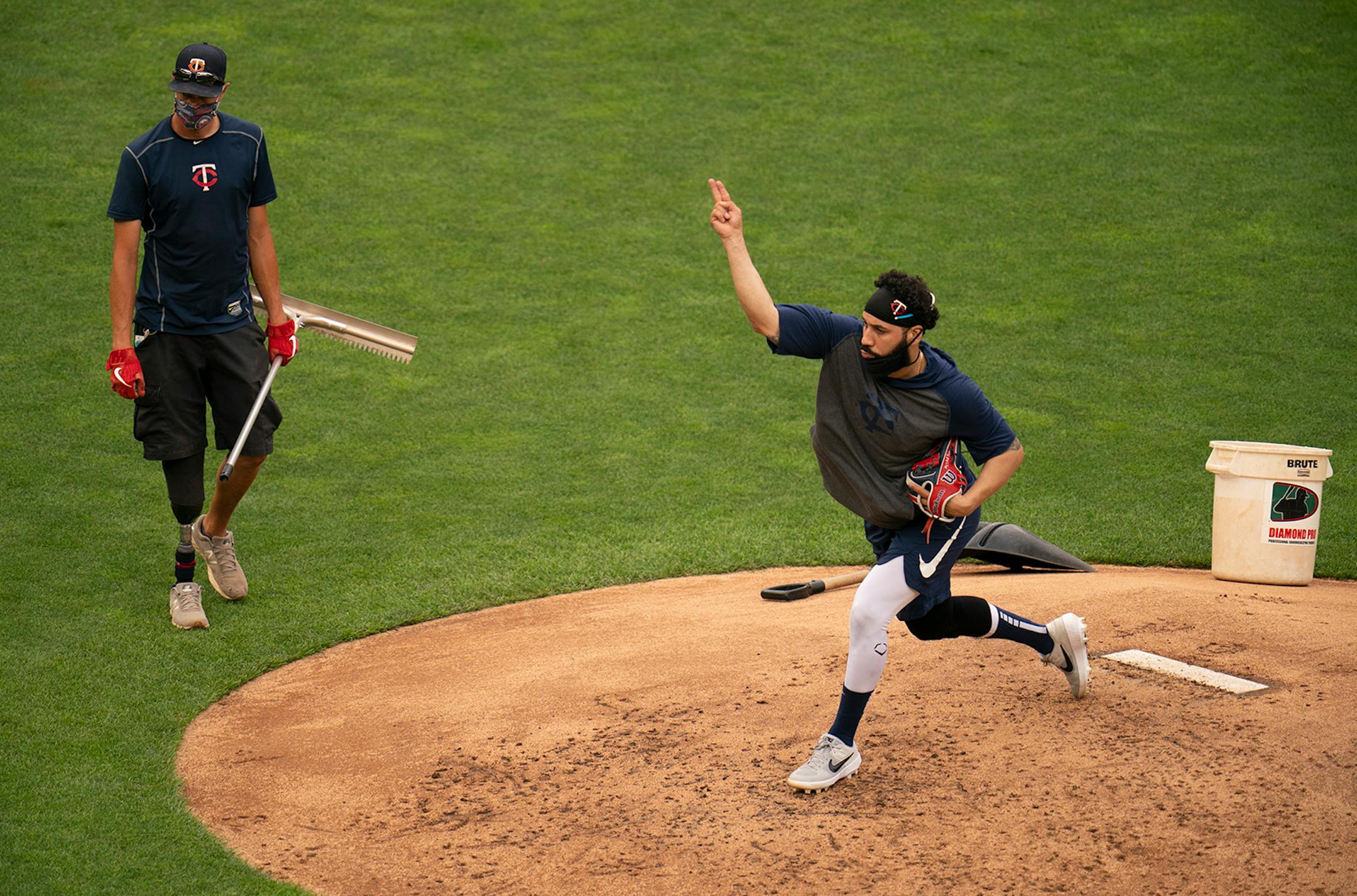 Minnesota Twins utility player Marwin Gonzalez went through the motions on the pitcher's mound after infield practice concluded Monday evening.
