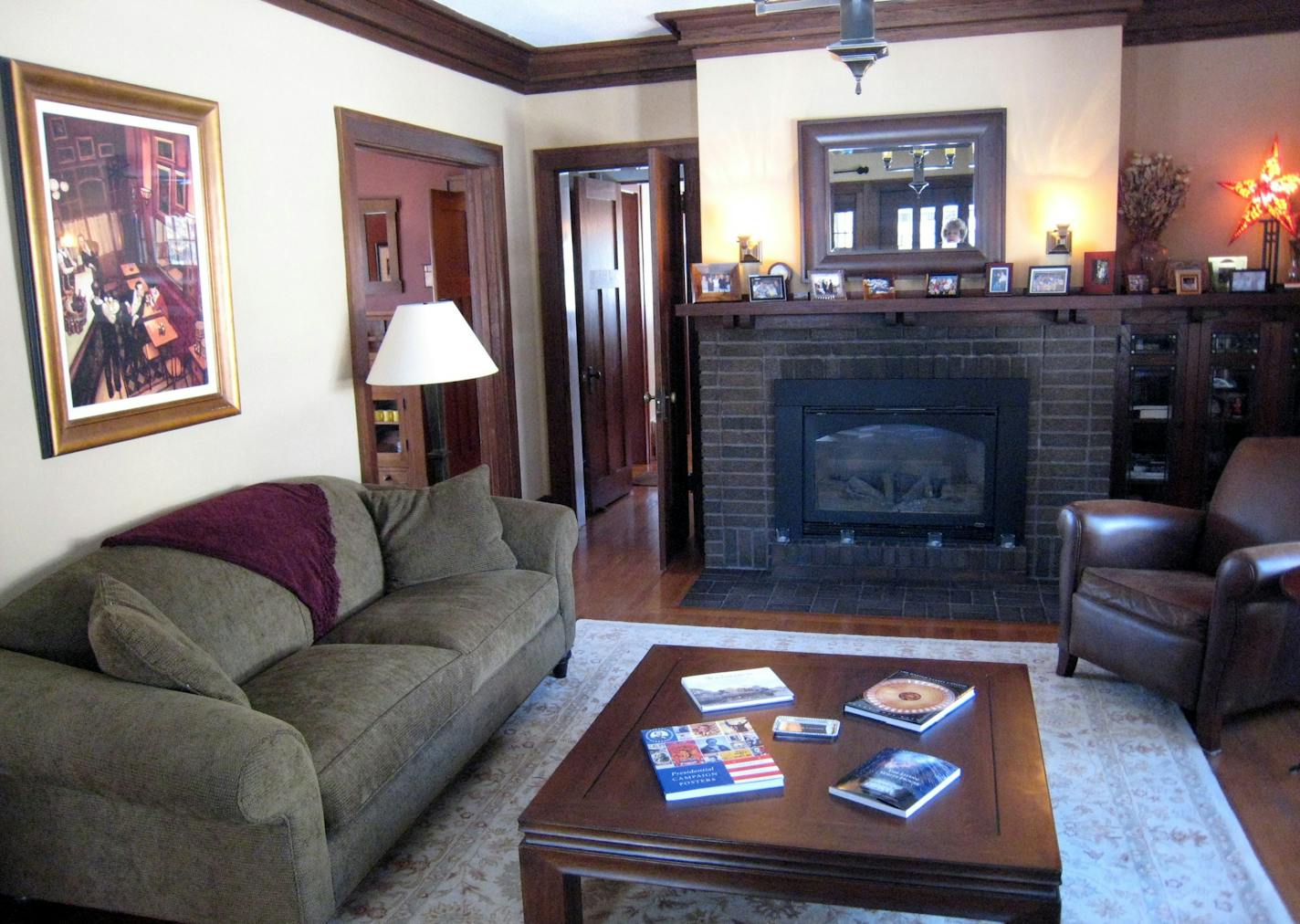 &#xac;&#xa9; Dianne Plunkett Latham 2013 bungalow on Edina Historic Home Tour