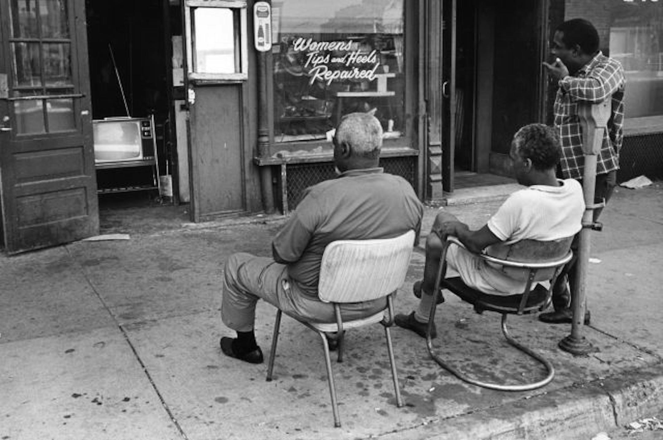 Watching the moon landing outside a Minneapolis TV repair shop.