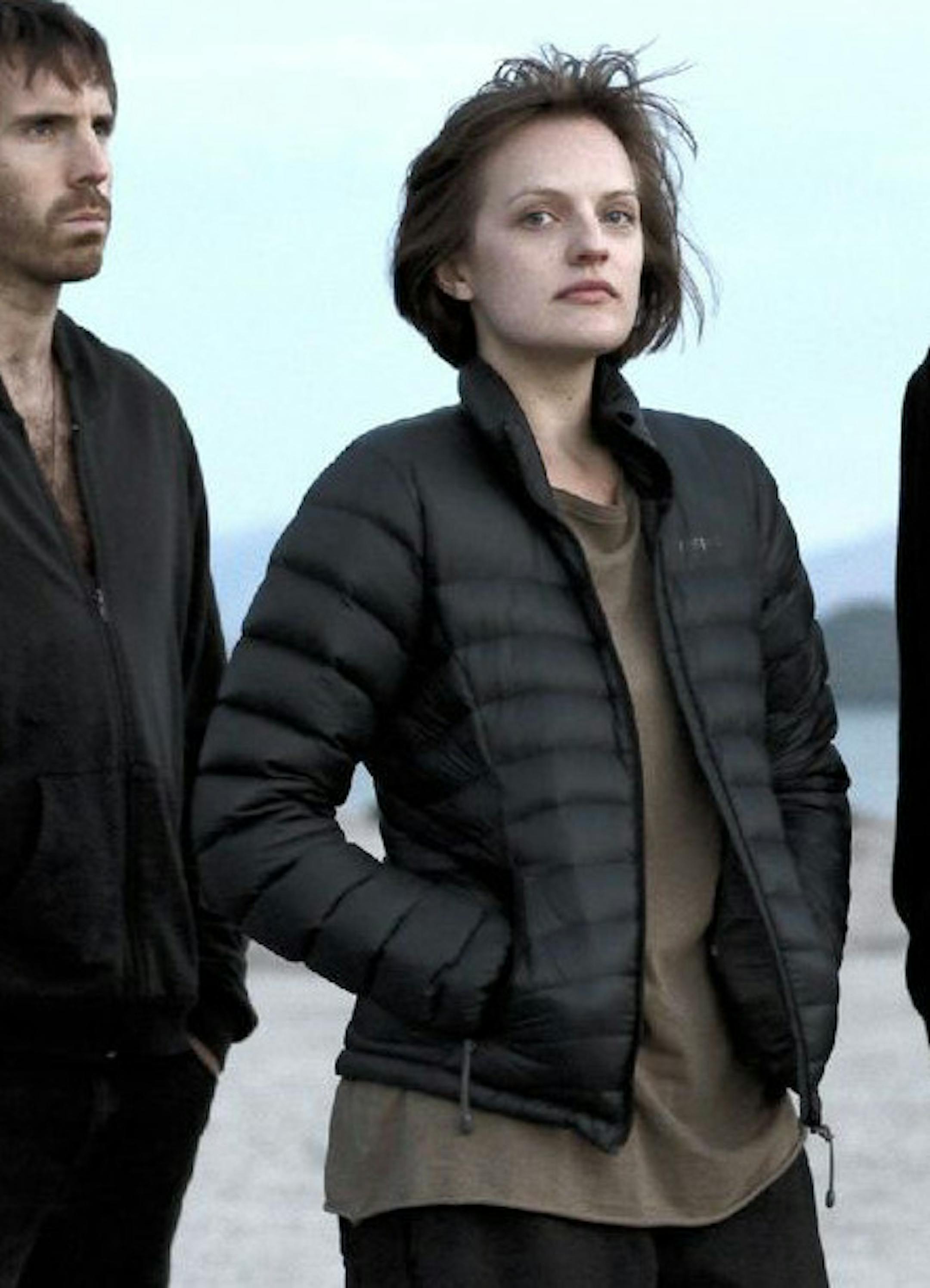 Elisabeth Moss (center) in "Top of the Lake."