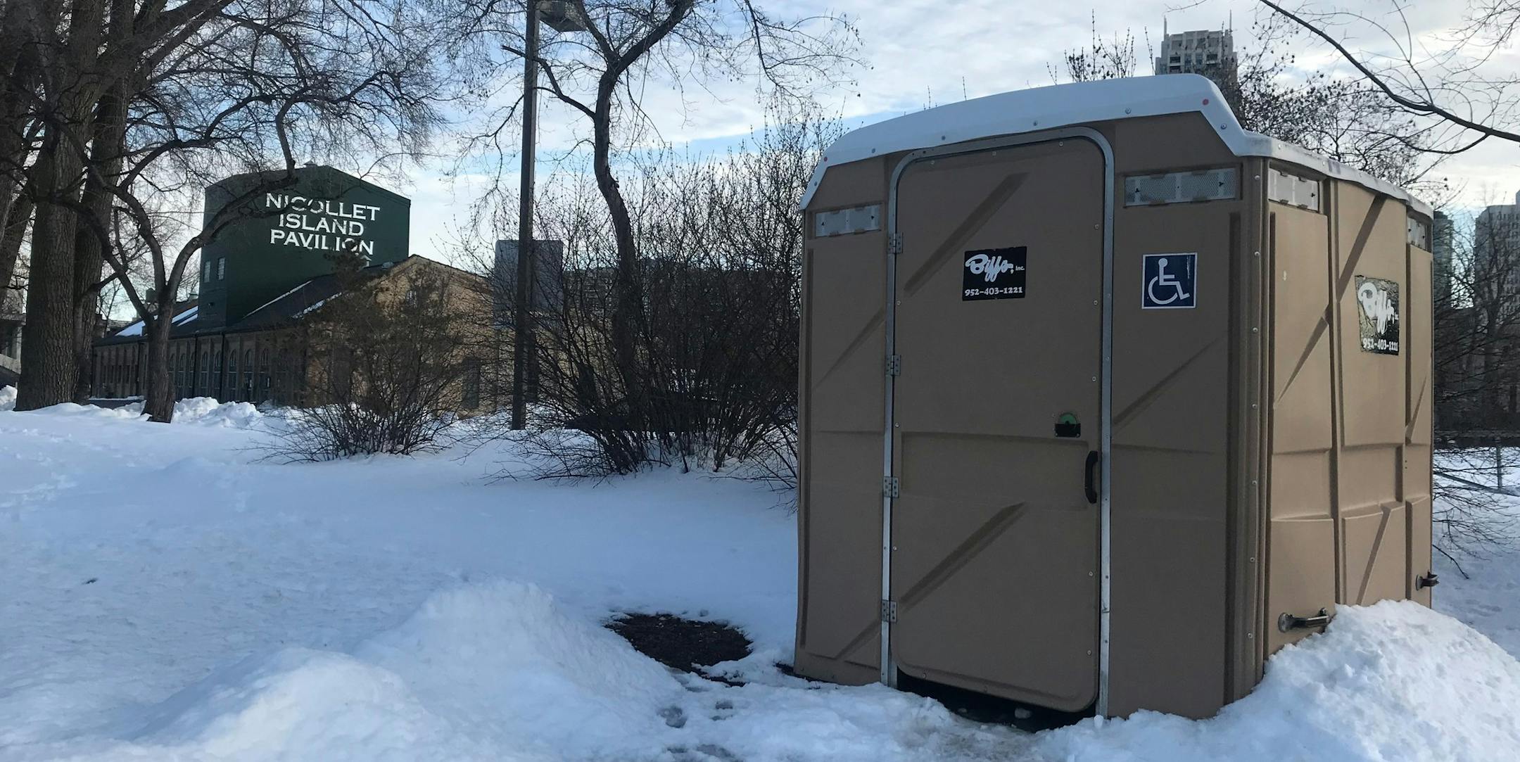 There are no public restroom facilities on Nicollet Island. Visitors either have to use the porta potty or walk almost half a mile to the nearest indoor facility.