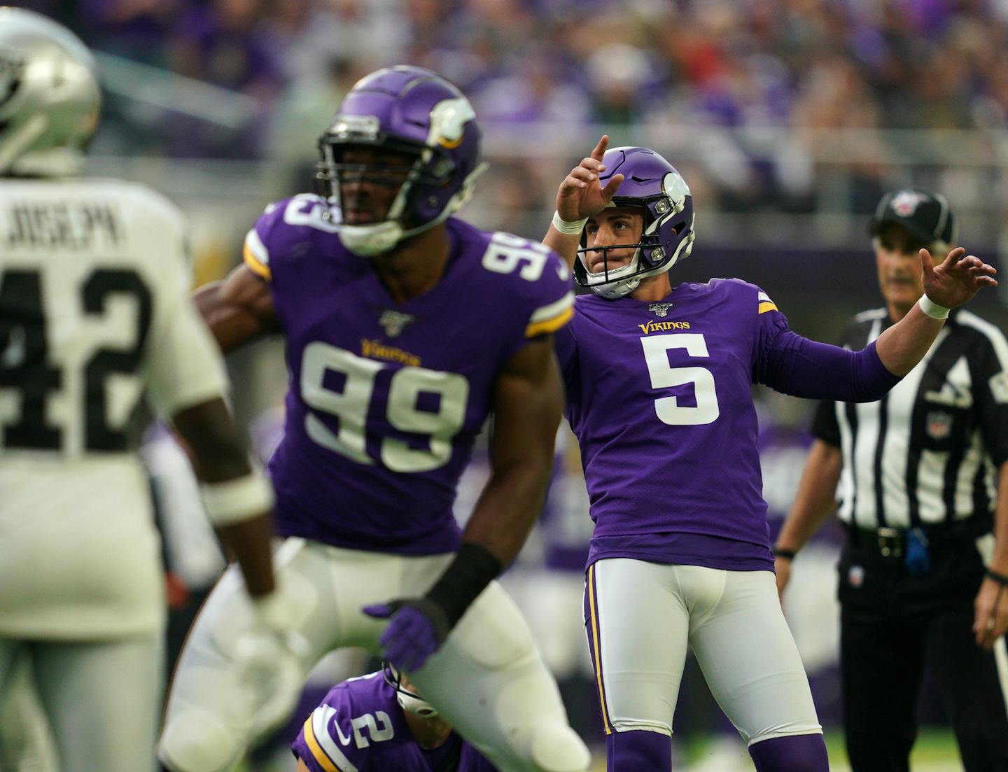 Minnesota Vikings kicker Dan Bailey (5) kicked the point after following a touchdown early in the second quarter. ] ANTHONY SOUFFLE &#x2022; anthony.souffle@startribune.com The Minnesota Vikings played the Oakland Raiders in an NFL game Sunday, Sept. 22, 2019 at U.S. Bank Stadium in Minneapolis.