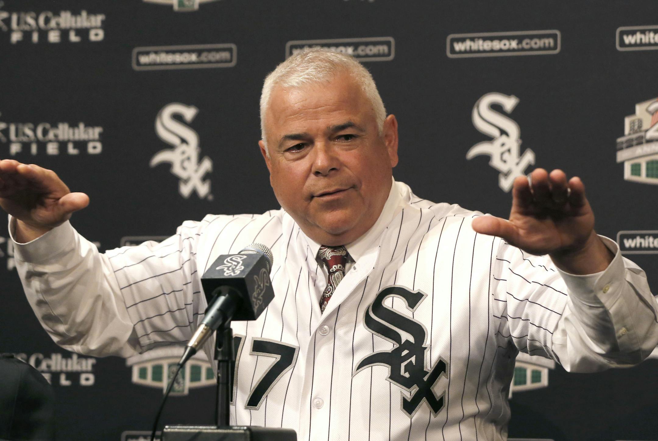 Chicago White Sox bench coach Rick Renteria responds to a question after being named the 40th manager of the team, replacing Robin Ventura during a baseball news conference Monday, Oct. 3, 2016, in Chicago. (AP Photo/Charles Rex Arbogast)