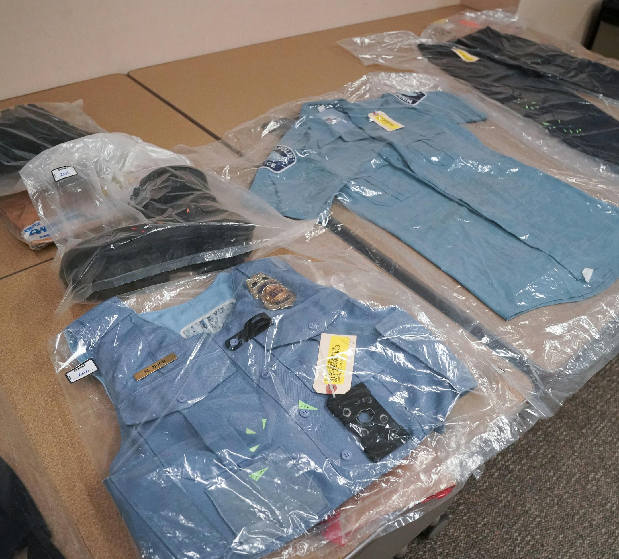 Officer Noor's uniform. ] GLEN STUBBE • glen.stubbe@startribune.com Friday, May 24, 2019 Evidence presented in the trial of former Minneapolis police officer Mohamed Noor was made available for public viewing Friday.