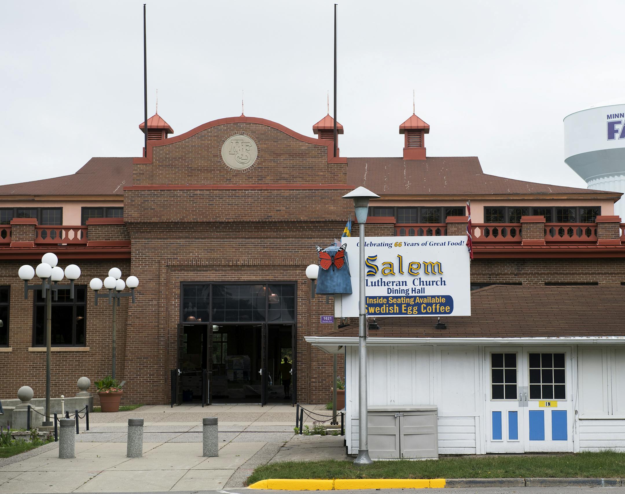 The Progress Center was once the poultry barn, built in 1907, at the Minnesota State Fairgrounds on Thursday. ] Isaac Hale ï isaac.hale@startribune.com Jerry Hammer, fair general manager, gave a tour around the Minnesota state fairgrounds in Falcon Heights, MN, on Thursday, July 28, 2016, and spoke on the fair's history and also gave a glimpse at what the fair was like about 100 years ago.