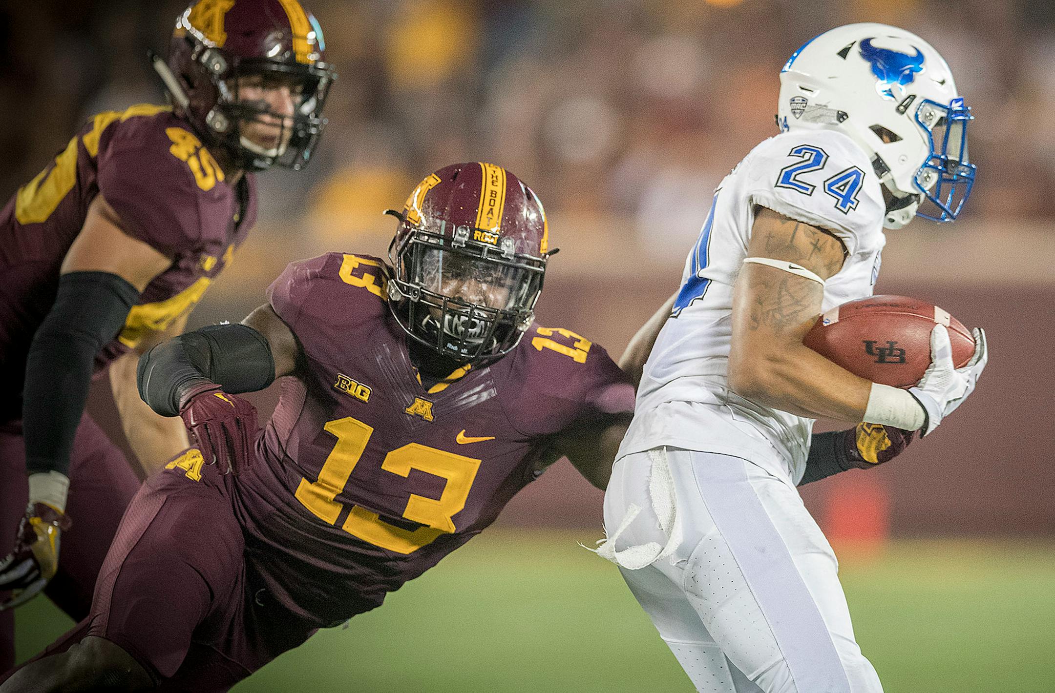 Minnesota linebacker Jonathan Celestin