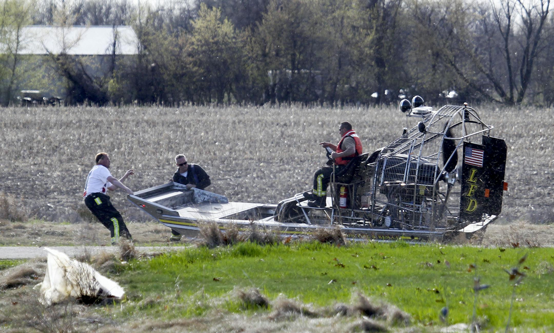 Authorities work to get an air boat into a swampy area a few hundred yards from the house of Aaron Schnagl where a body was found and is presumed to be Danielle Jelinek's in Chisago City, MN.](DAVID JOLES/STARTRIBUNE) djoles@startribune.com Authorities work to get an air boat into a swampy area a few hundred yards from the house of Aaron Schnagl where a body was found and is presumed to be Danielle Jelinek's in Chisago City, MN. ORG XMIT: MIN1305101820390615