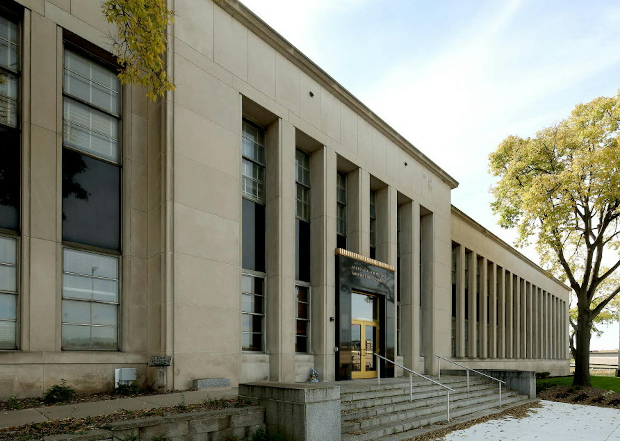 The 3M building is in part of the redevelopment area on the East side of St. Paul. Because of it's historical significance, the building will not be demolished. Redevelopment efforts along East 7th Street near Minnehaha Avenue on St. Paul's East Side.St. Paul, MN. September 30, 2013. ] JOELKOYAMAïjoel koyama@startribune East 7th Street used to be the East Side of St. Paul's own boulevard of broken dreams. In a short span, it lost a 3M plant, the Whirlpool plant and Hamm's brewery and the go
