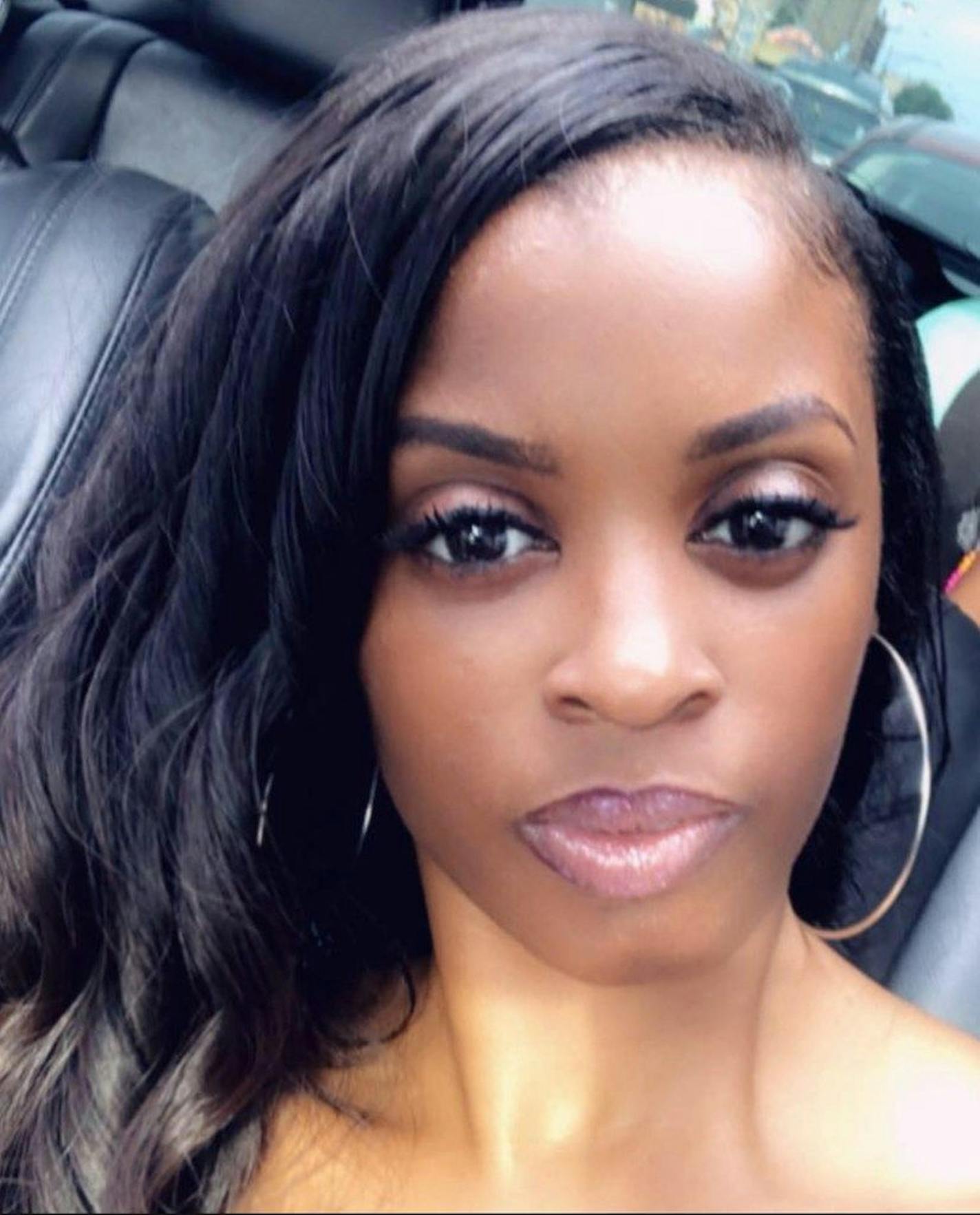 Raven Bianca Gant, 27, was shot to death in front of her 2-year-old daughter on Thanksgving in Minneapolis. Photo from Facebook.