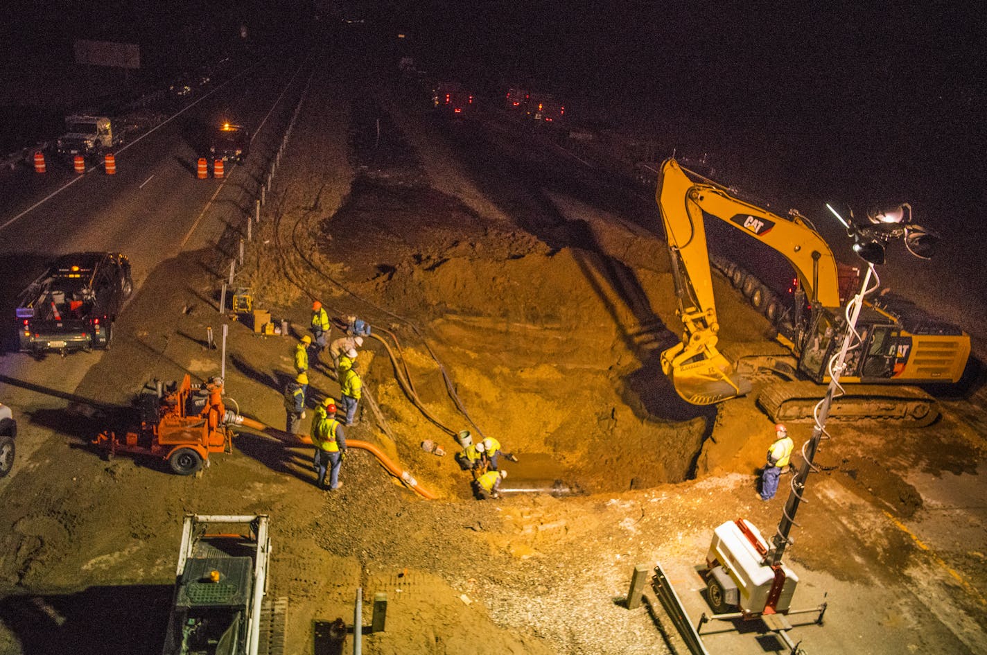 Just north of the 15th street bridge, construction crews will be repairing a section of HWY 694 between 10th and 34th streets for several days. It was closed because of erosion caused by a busted main pipe.]