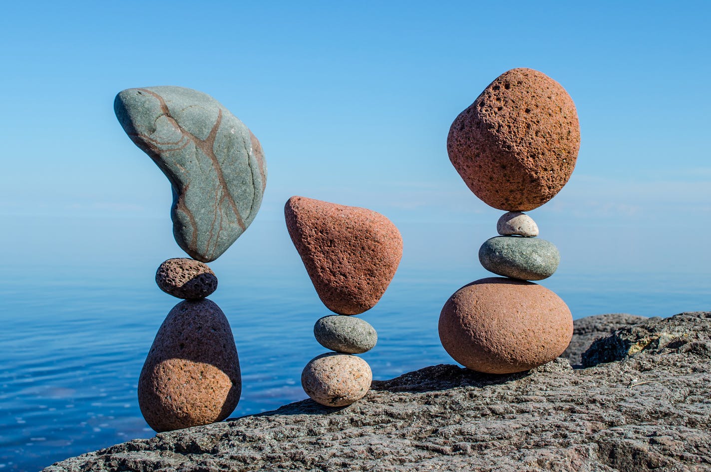 " Loose Association " - temprary rock sculpture by Peter Juhl