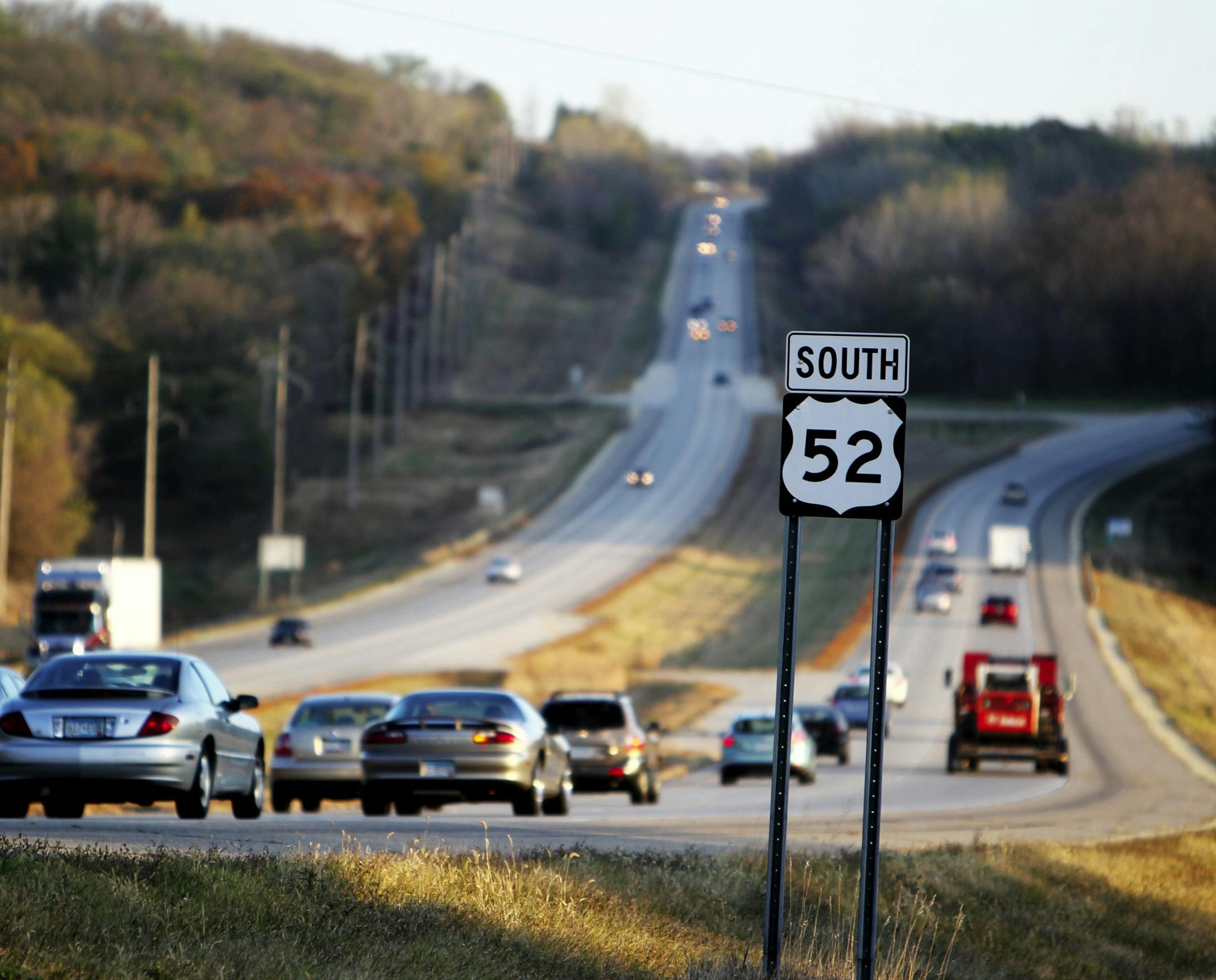 Despite the fact that stretches of Hwy 52 between the Twin Cities and Rochester appear to be freeway, there are many areas where drivers on county roads must cross high speed traffic without the benefit of bridges or on-ramps. Hwy 52 near County 14 Boulevard, south of Cannon Falls, photographed October 21, 2011. (Courtney Perry/Special to the Star Tribune) ORG XMIT: MIN2017032117322433