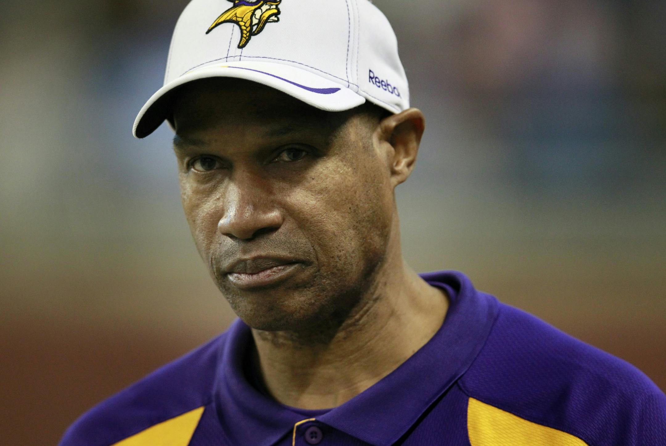 Minnesota Vikings head coach Leslie Frazier