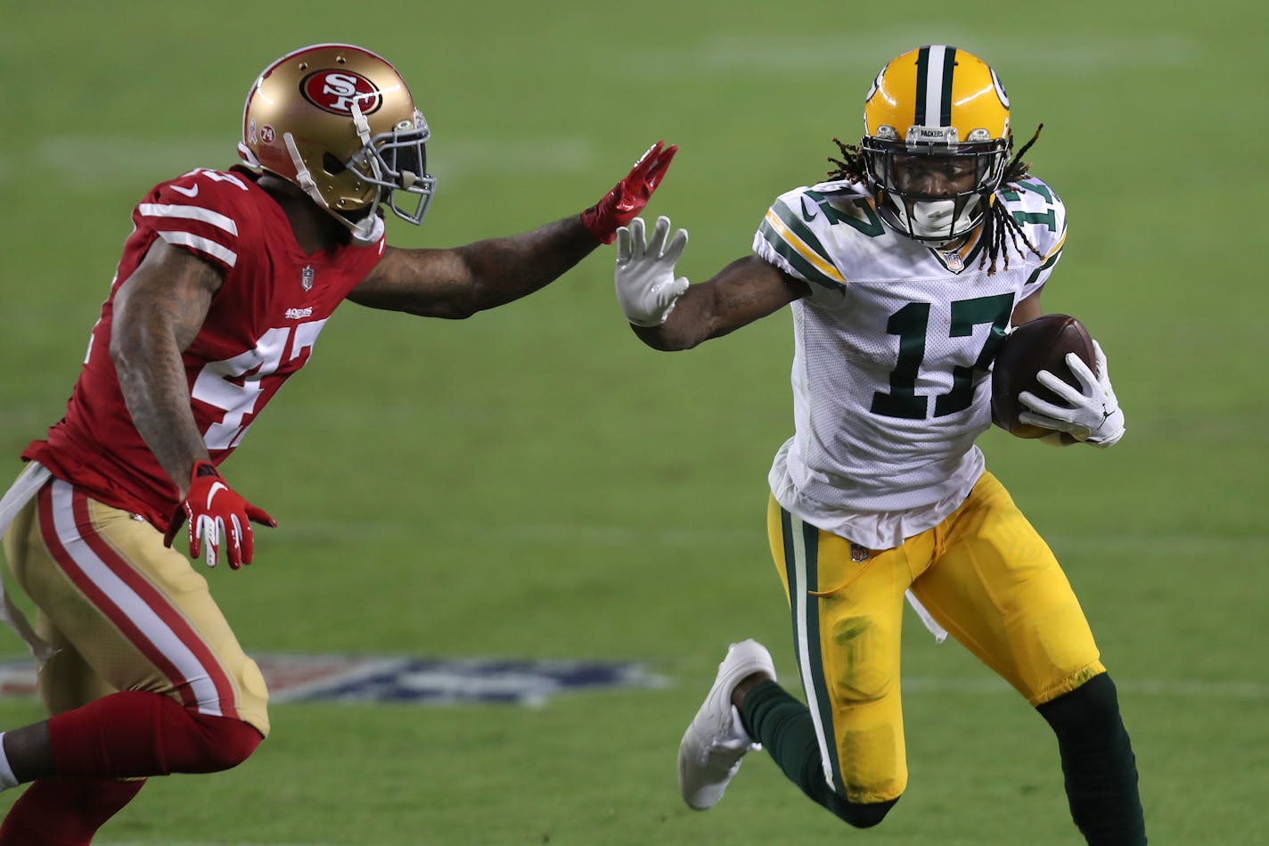 Green Bay Packers wide receiver Davante Adams runs against San Francisco 49ers cornerback Jamar Taylor during the second half