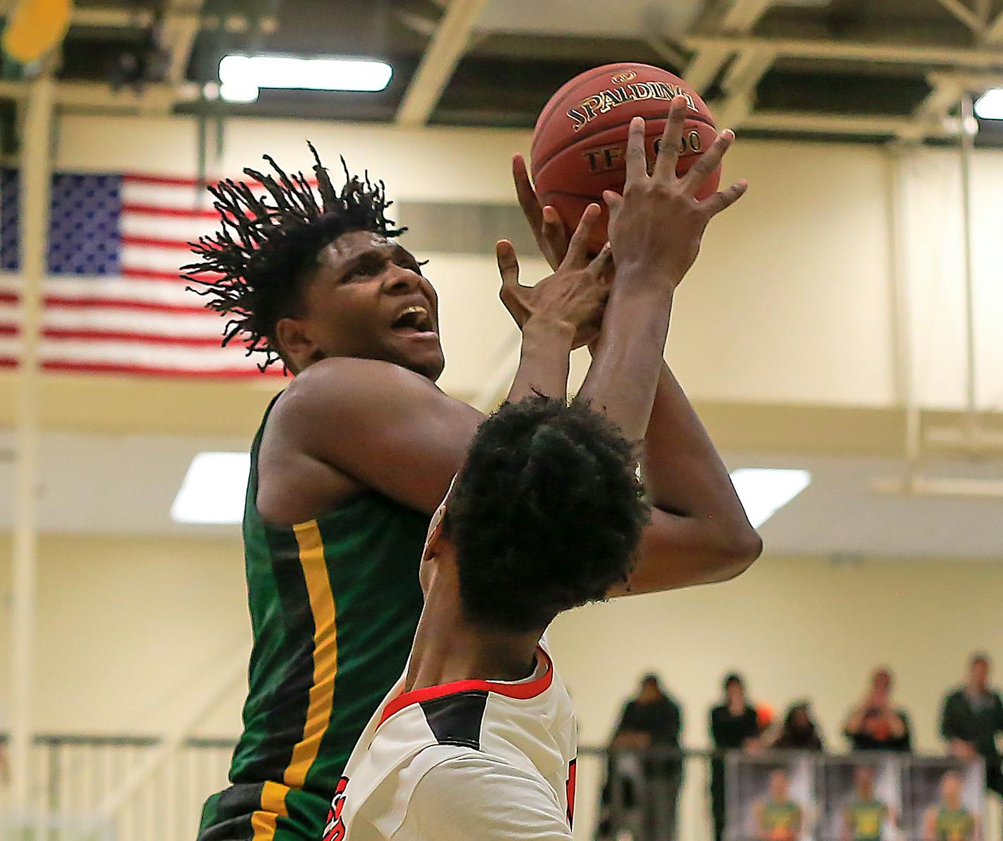 Dain Dainja. Park Center 64, Osseo 42, 12-20-18. Photo by Mark Hvidsten, SportsEngine