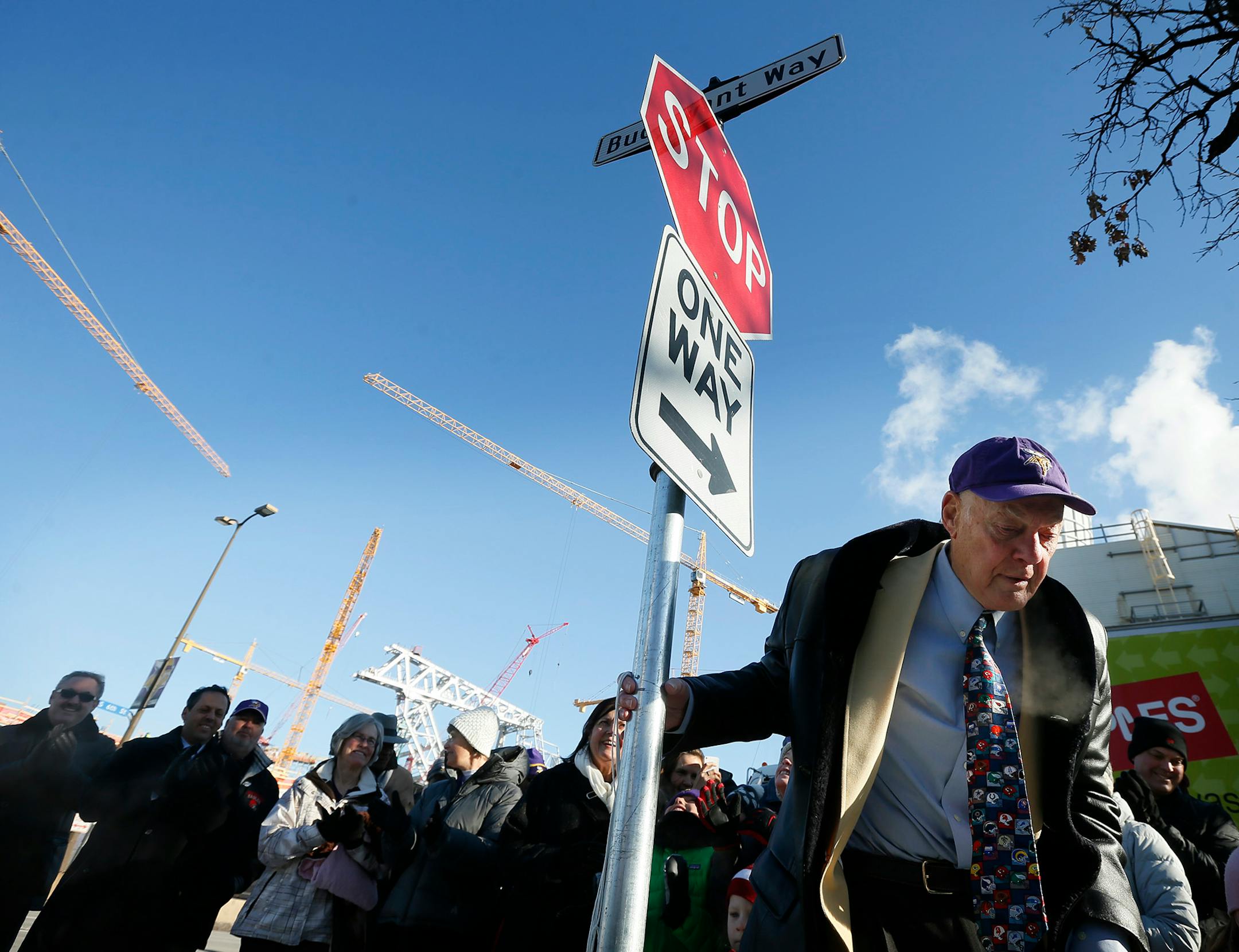 A street was dedicated to honor former Minnesota Vikings head coach Bud Grant on December 1, 2014 in Minneapolis.