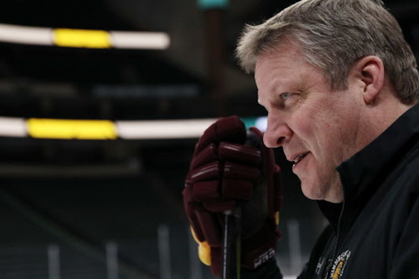 Minnesota Duluth head coach Scott Sandelin watched his players during practice Wednesday morning. ] ANTHONY SOUFFLE ' anthony.souffle@startribune.com