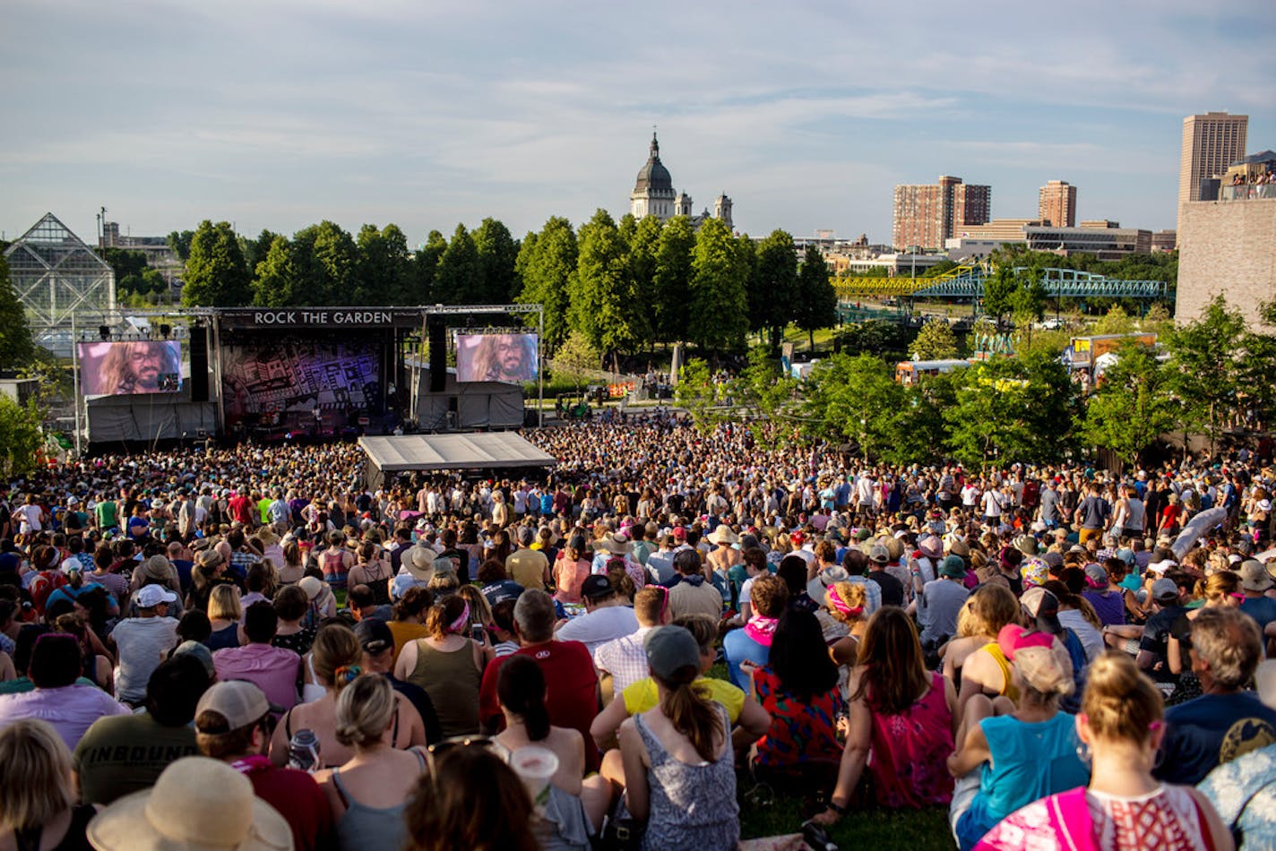 Thousands lined the hill outside Walker Art Center waiting for Courtney Barnett, X and the National at 2019's Rock the Garden.