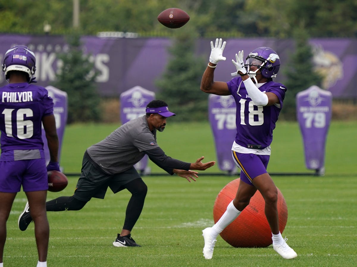 Jefferson, passing game slip in Cousins' return to practice
