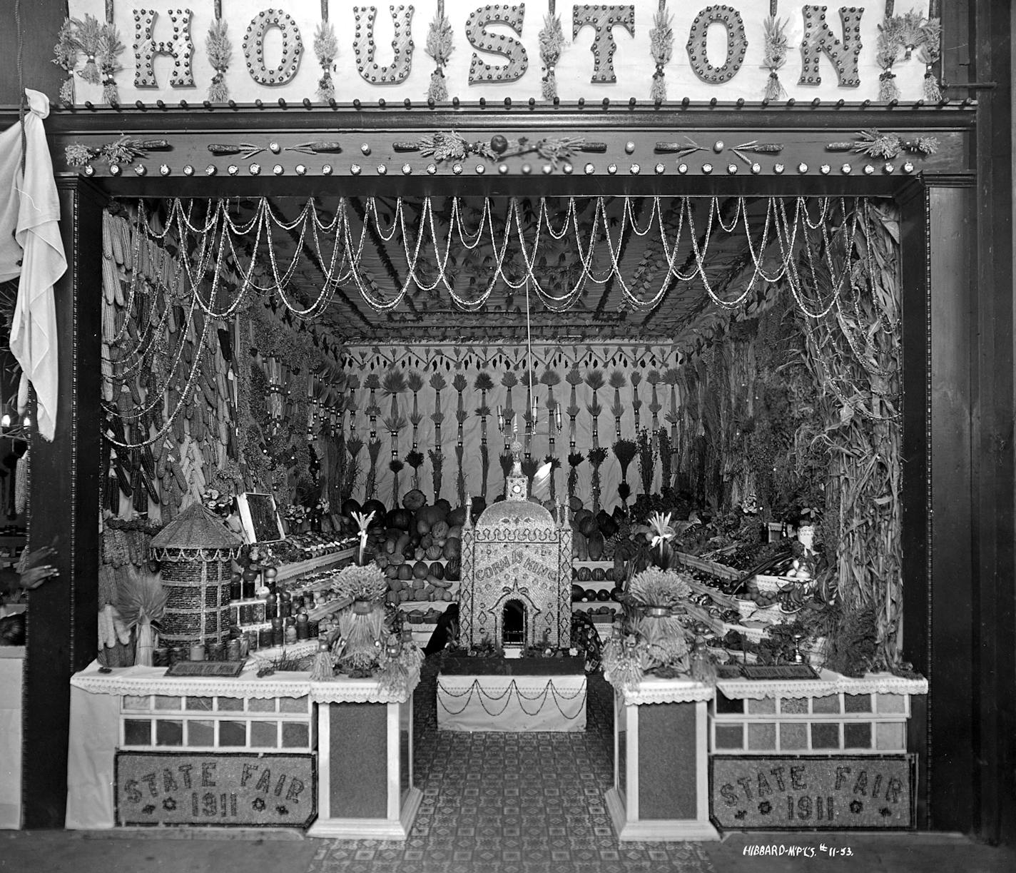 Houston County exhibit, 1911. Photo provided by the Minnesota State Fair Archives