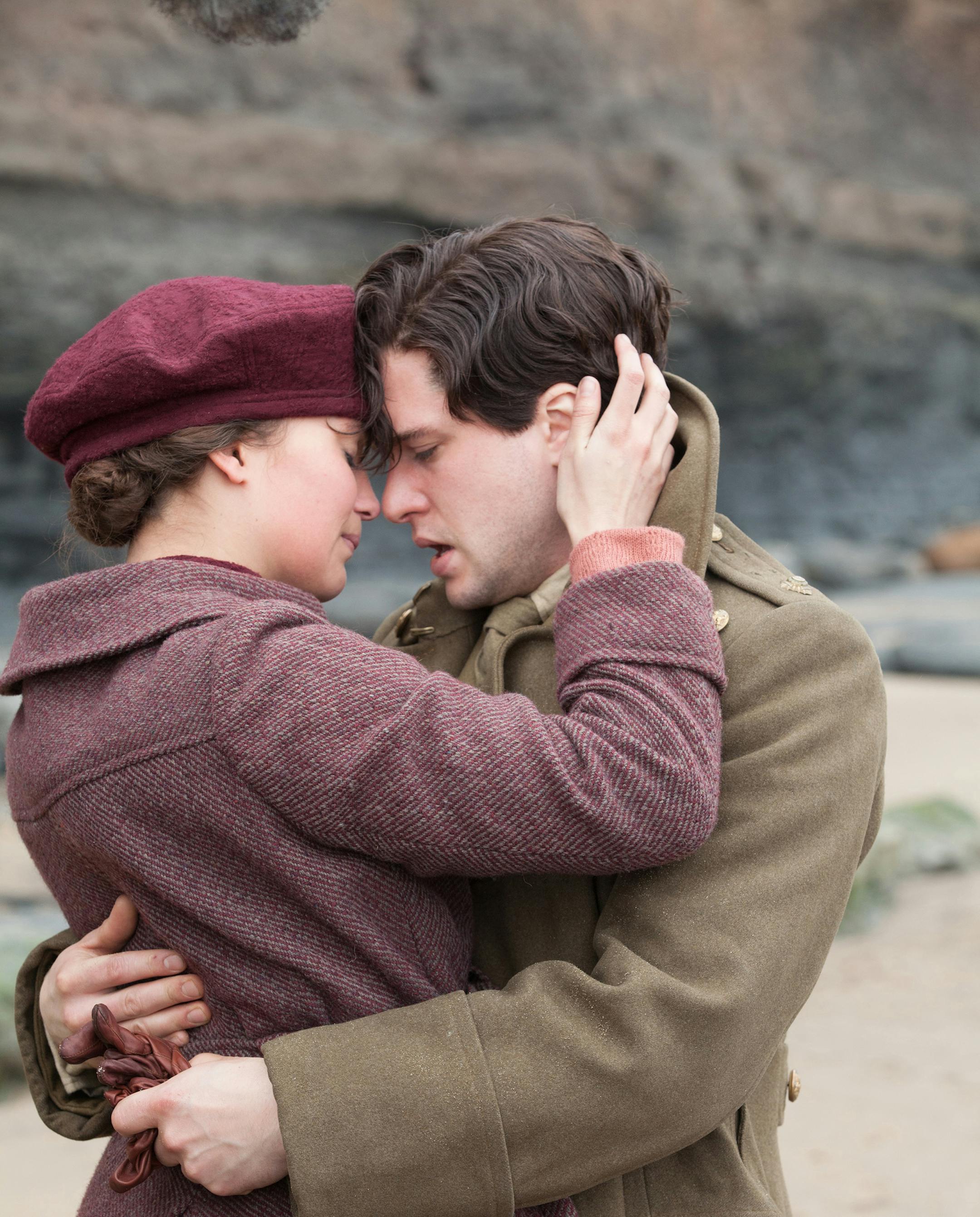 Alicia Vikander and Kit Harington in "Testament of Youth"