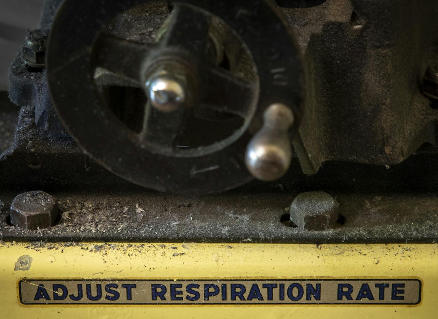 A mechanical wheel used to adjust the respiration rate on the iron lung of Paul Alexander at his home in Dallas on Friday, April 27, 2018. Now in his 70s, Alexander is one of the few people left who uses an iron lung to help facilitate breathing for those affected by polio. (Smiley N. Pool/Dallas Morning News/TNS)