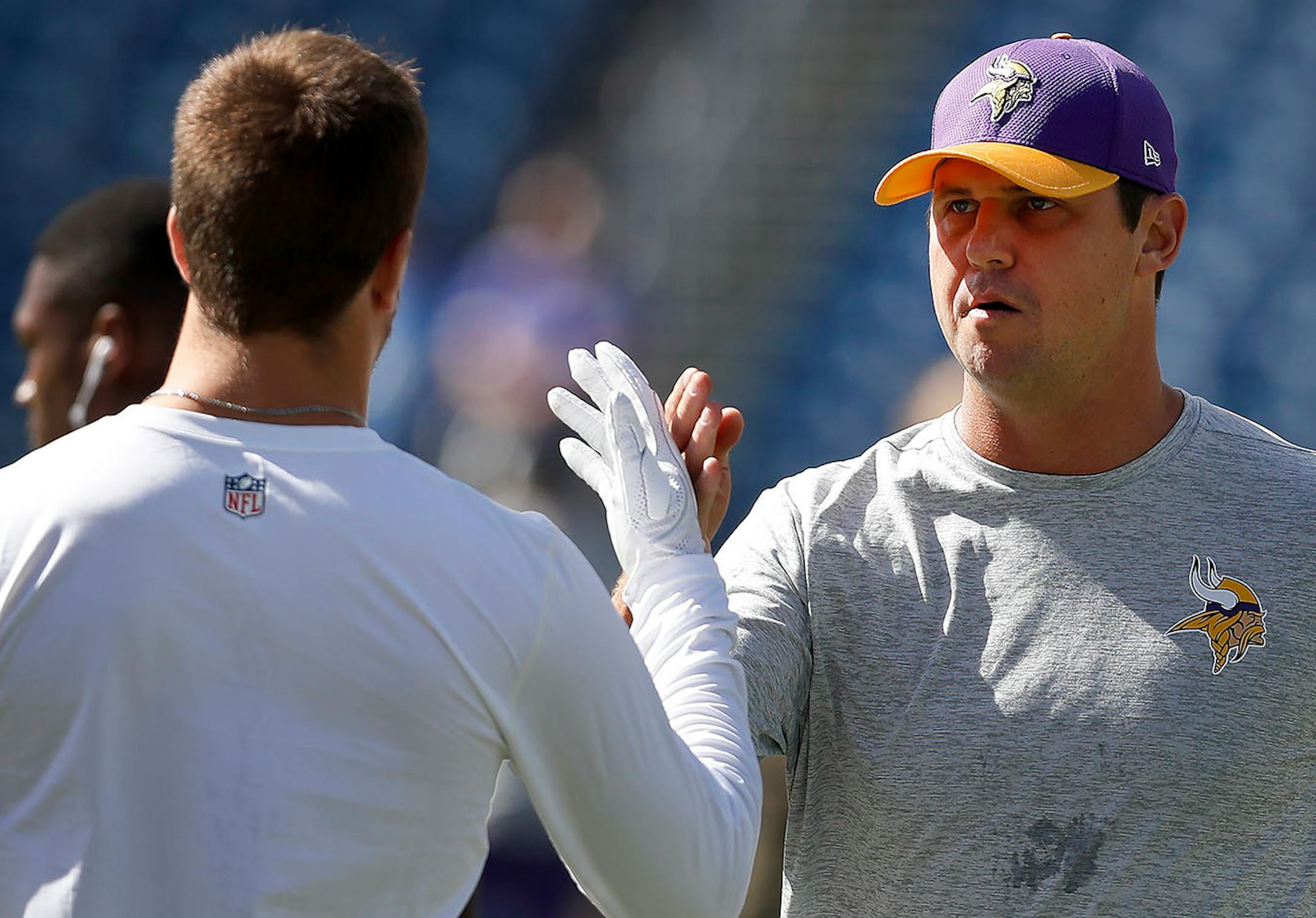 Minnesota Vikings quarterback Shaun Hill during pregame warm ups.