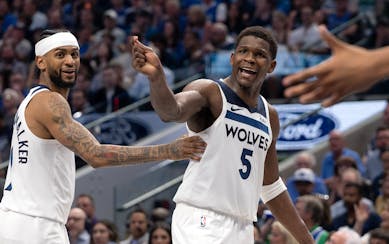 Anthony Edwards (5) of the Minnesota Timberwolves reacts after not getting a foul call in the third quarter against the Dallas Mavericks in Game 3 of 
