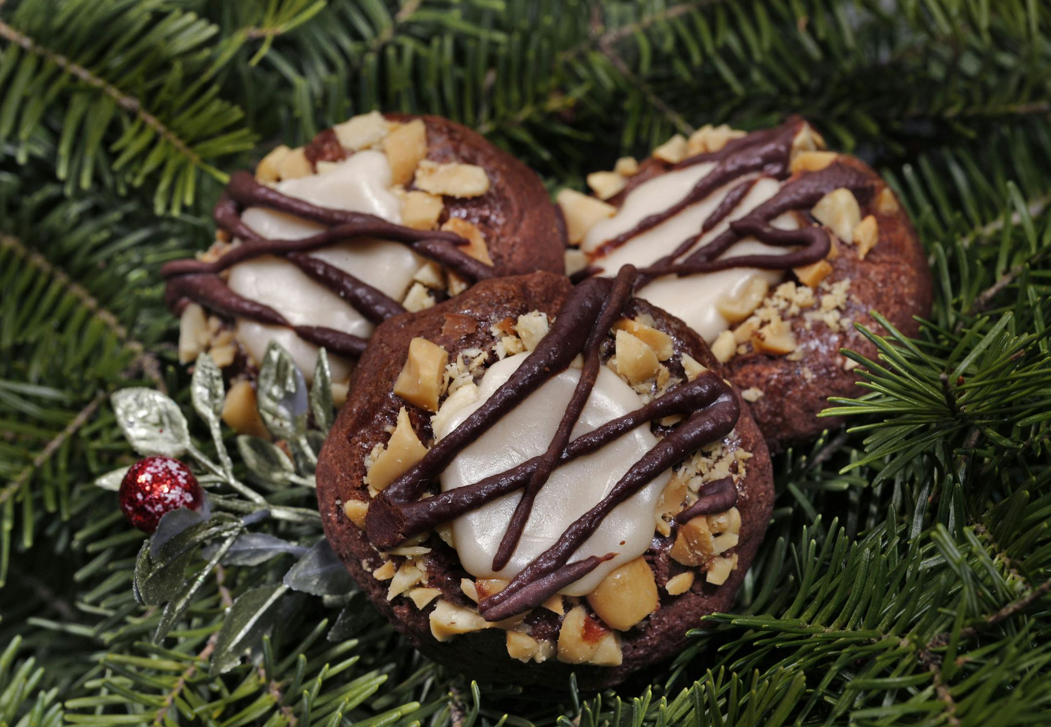 Nut Goodie Thumbprints, our 2016 Holiday Cookie Contest winner, build on a Minnesota tradition. (Tom Wallace/Minneapolis Star Tribune/TNS) ORG XMIT: 1193997