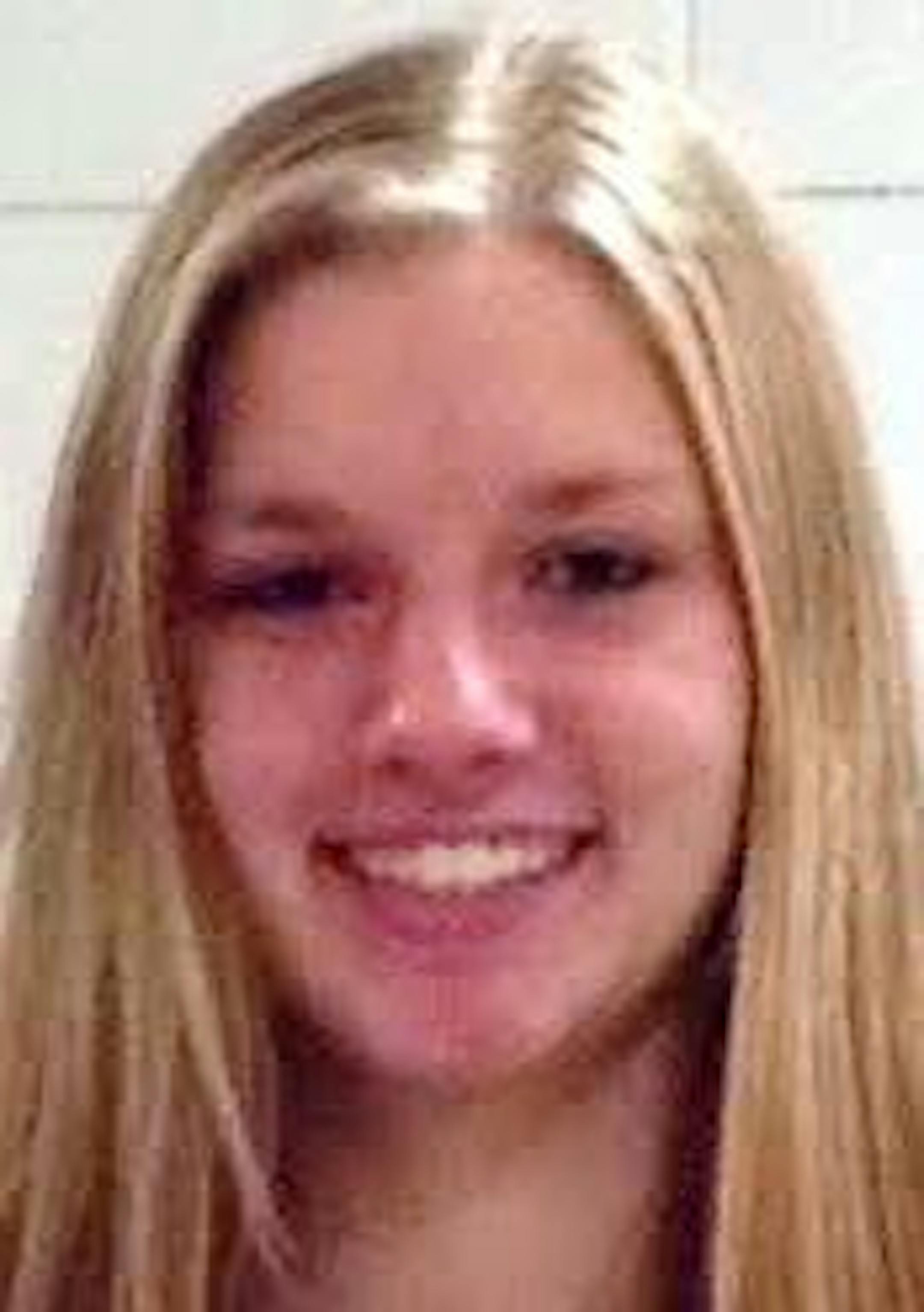 Courtney Selbitschka, North Branch volleyball, 2014-15