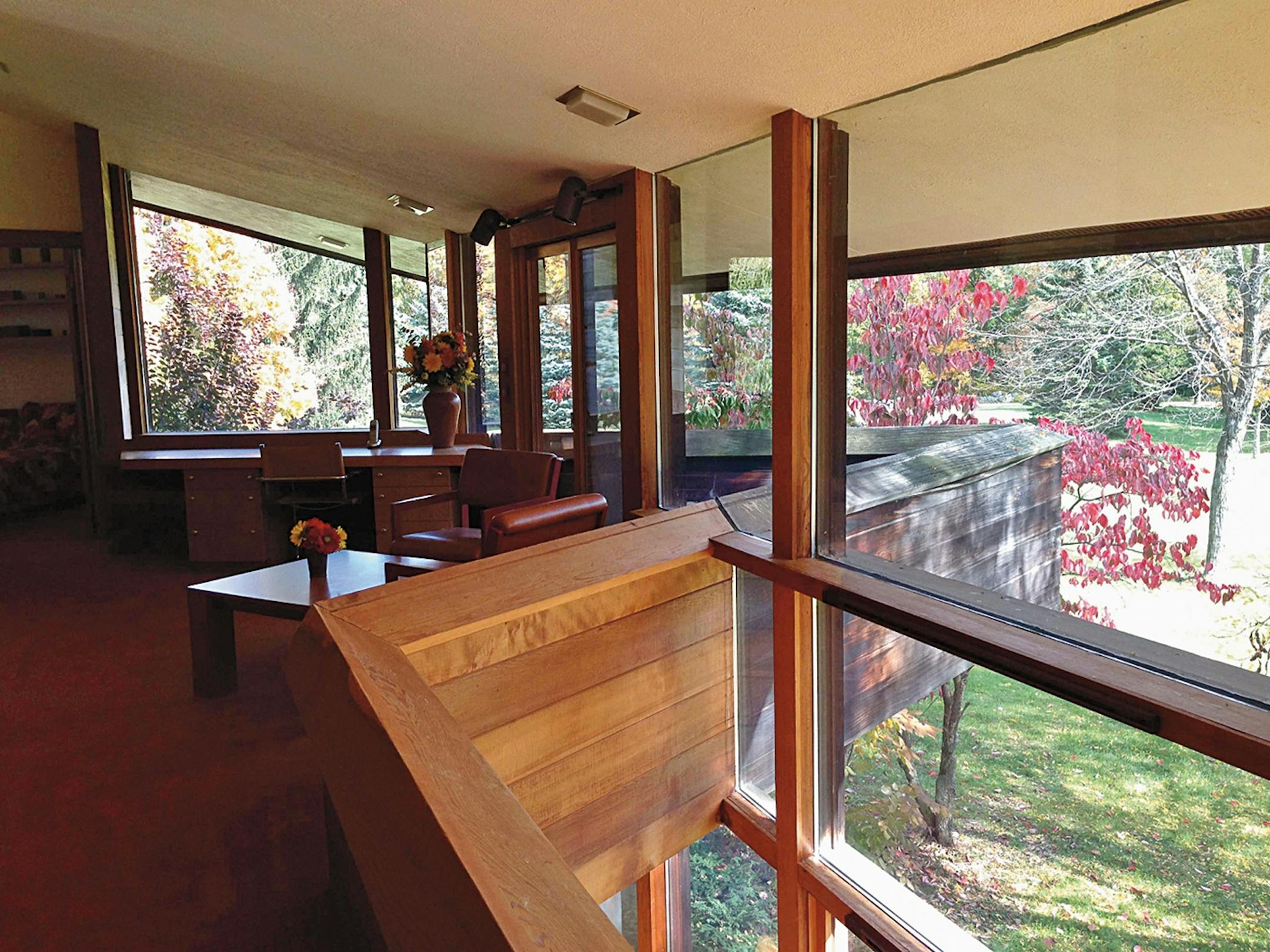 StreetScapes - "John H. Howe, Architect" by Jane King Hession and Tim Quigley - photo credit : Photographs by Tim Quigley, AIA. - McLellan House 1969, Holly , Michigan.