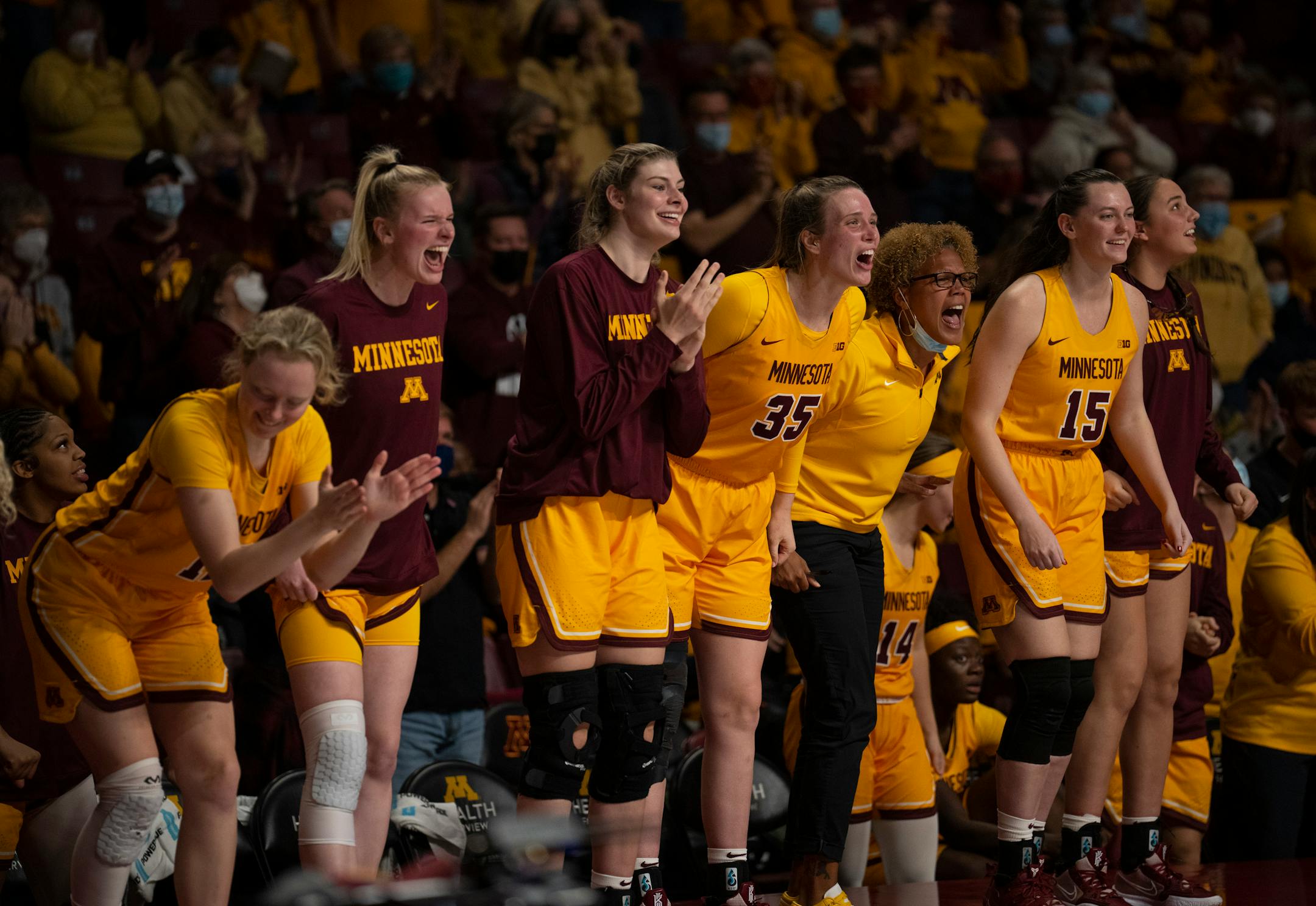 The Gophers bench cheered as their teammates kept the game close in the fourth quarter Wednesday, Dec. 1, 2021 at Williams Arena in Minneapolis. The University of Minnesota women's basketball team lost to the University of North Carolina 82-76 in an NCAA basketball game Wednesday, Dec. 1, 2021 night at Williams Arena in Minneapolis. ] JEFF WHEELER • Jeff.Wheeler@startribune.com