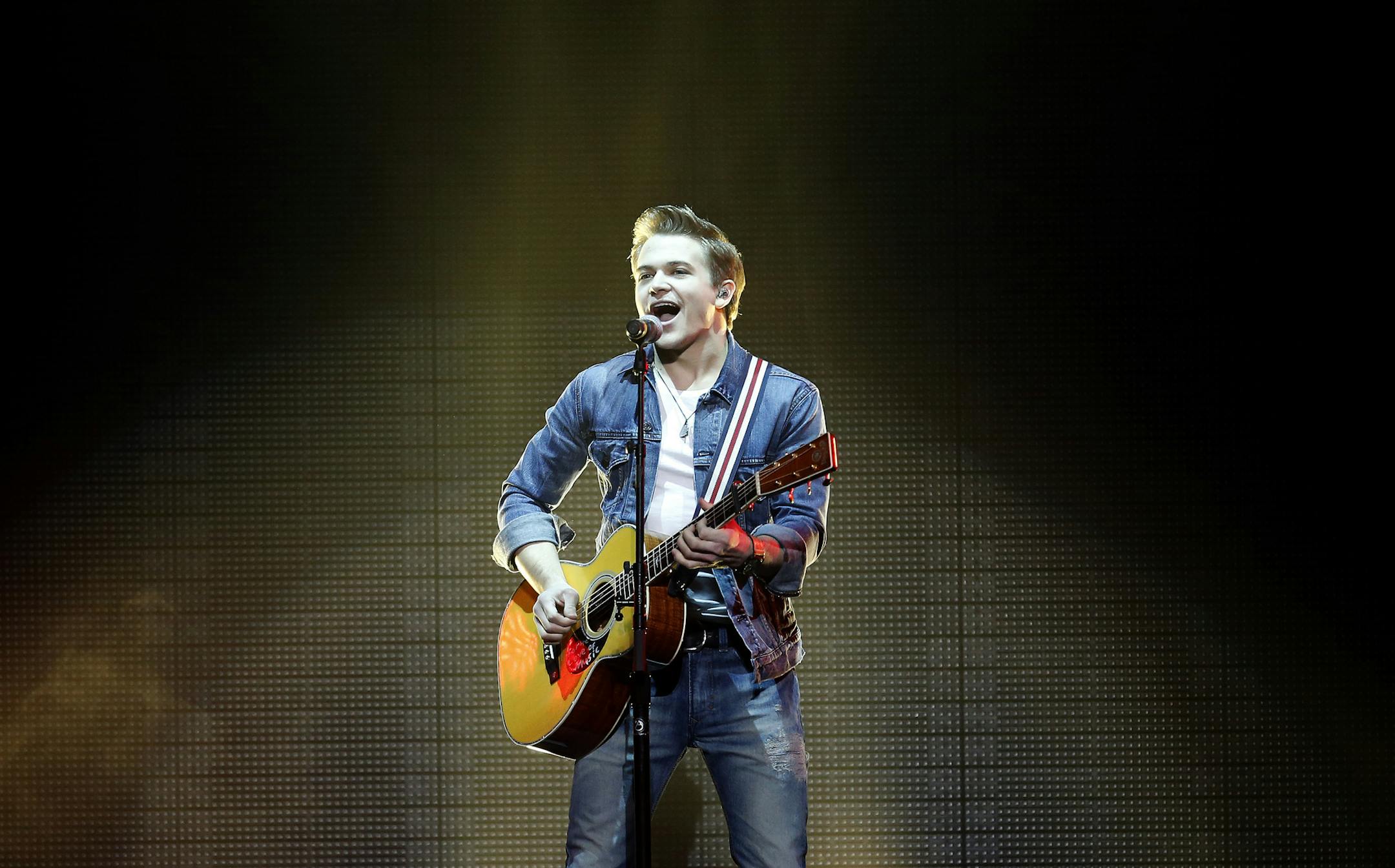 Hunter Hayes performs Friday at Grand Casino Hinckley.