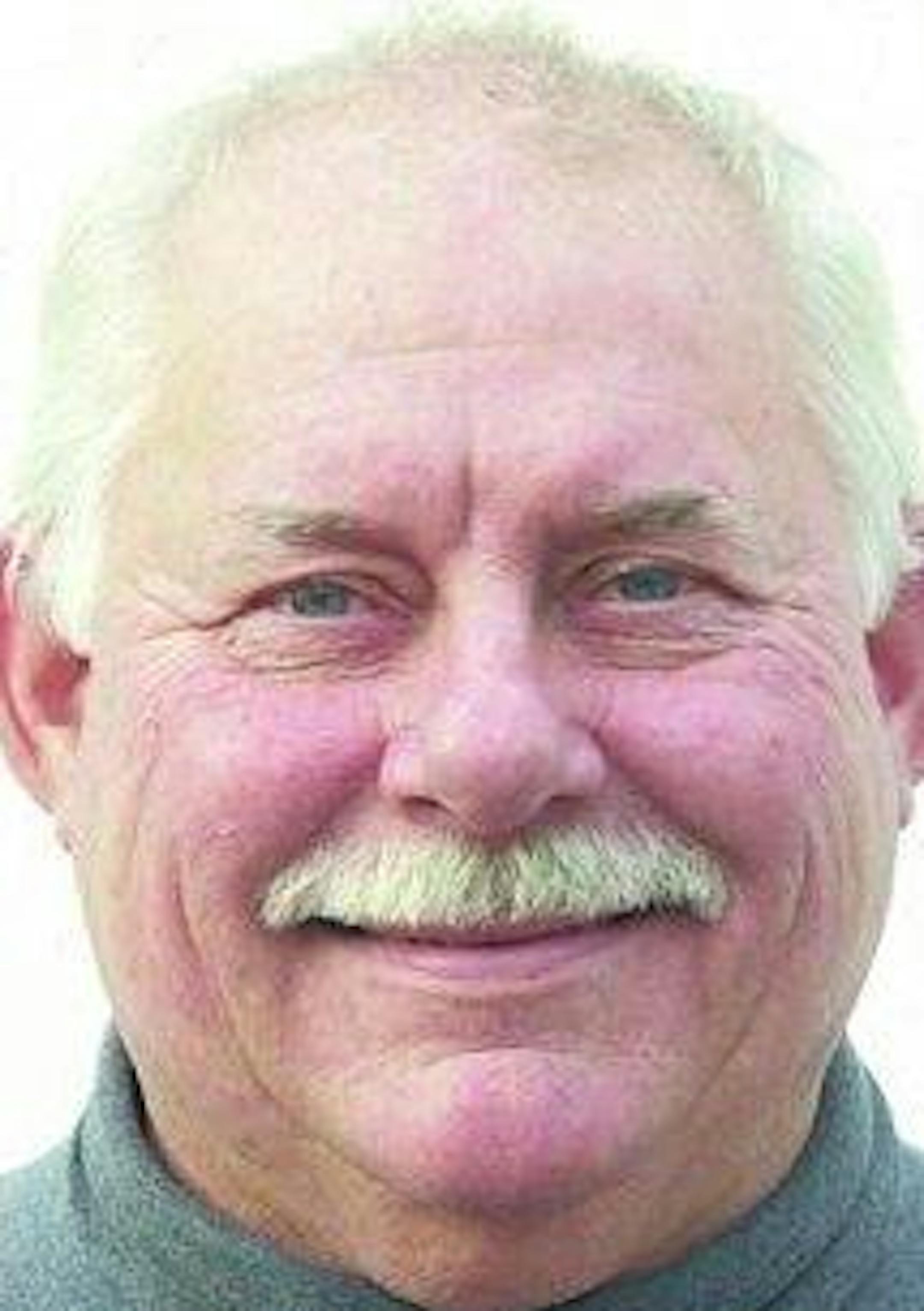 Roger Hackbarth, Maple Plain mayor