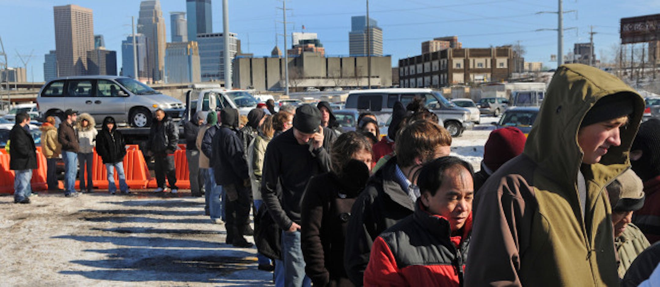 People waited in line to claim vehicles that were towed after Minneapolis declared a snow emergency in 2009.