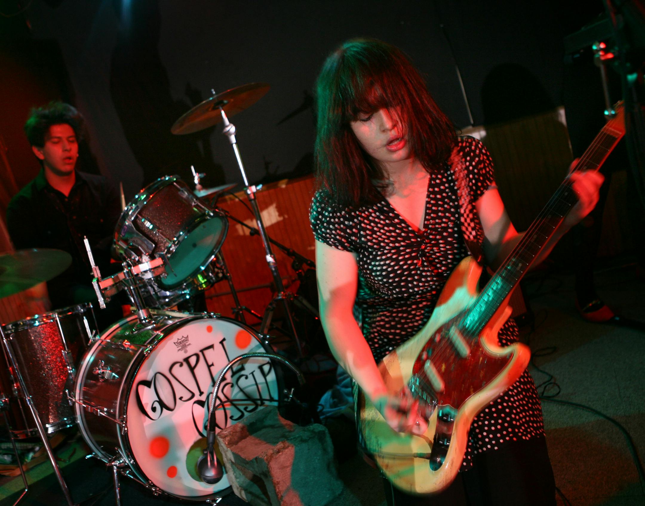 TOM WALLACE � twallace@startribune.com Assign#00000646A Slug: loc1207 12/1/2007 Minneapolis, MN Gospel Gossip Band Played at the hexagon bar Last Friday night in a tune-up for their CD release this week. Band Members Justin Plank, Bass Guitar, M. Oliver Moltaji, drums, Sarah Nienabar, Vocals Guitar, and, Deann Steege, Piano Synthesier. Sarah Nienabar, Vocals Guitar, M. Oliver Moltaji, drums.