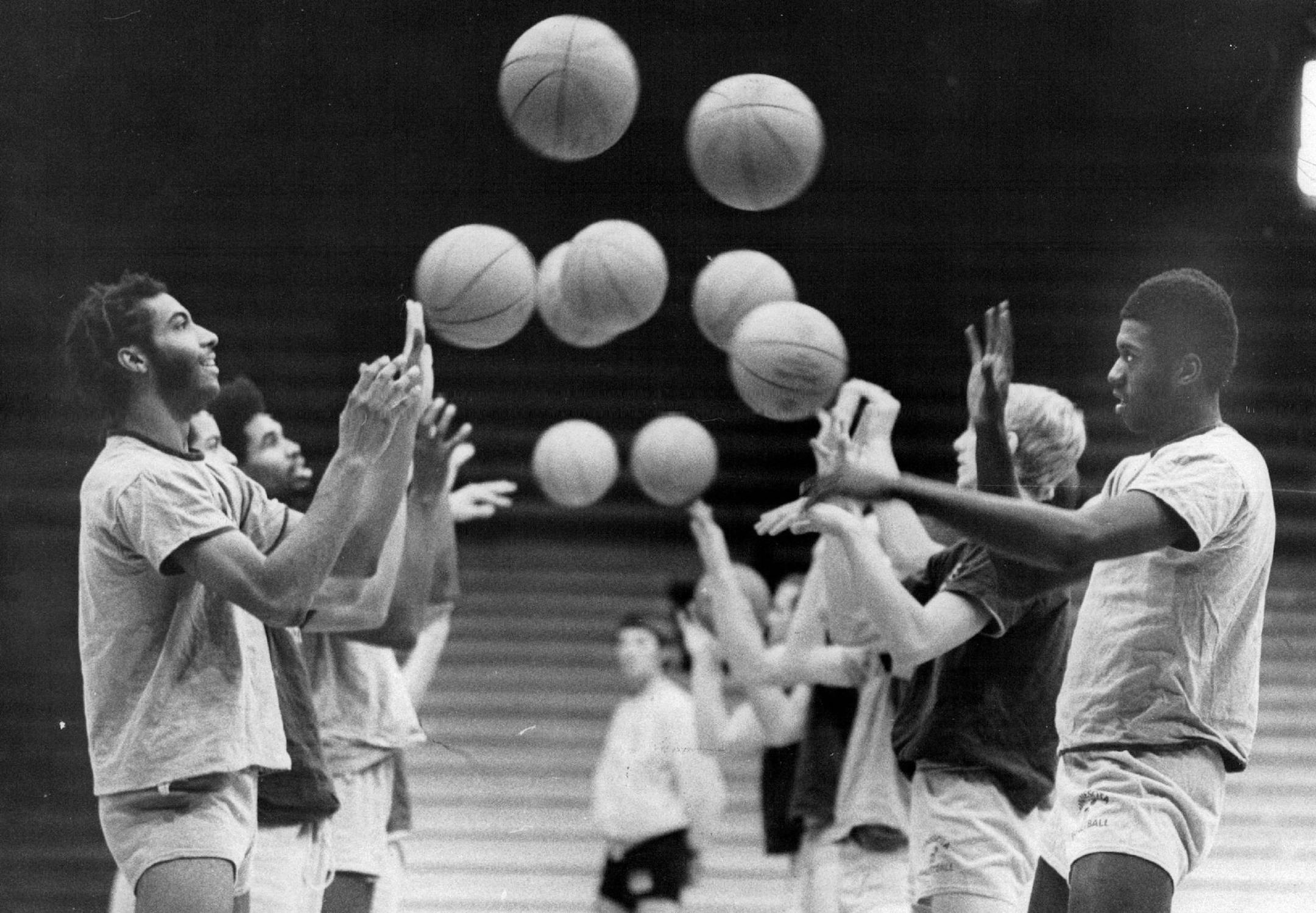 February 5, 1972 Many Basketballs Fill The Air In Gopher Pregame Show Minnesota players in foreground are Keith Young, right, Jim Brewer, left UPI ORG XMIT: MIN2015112717431950