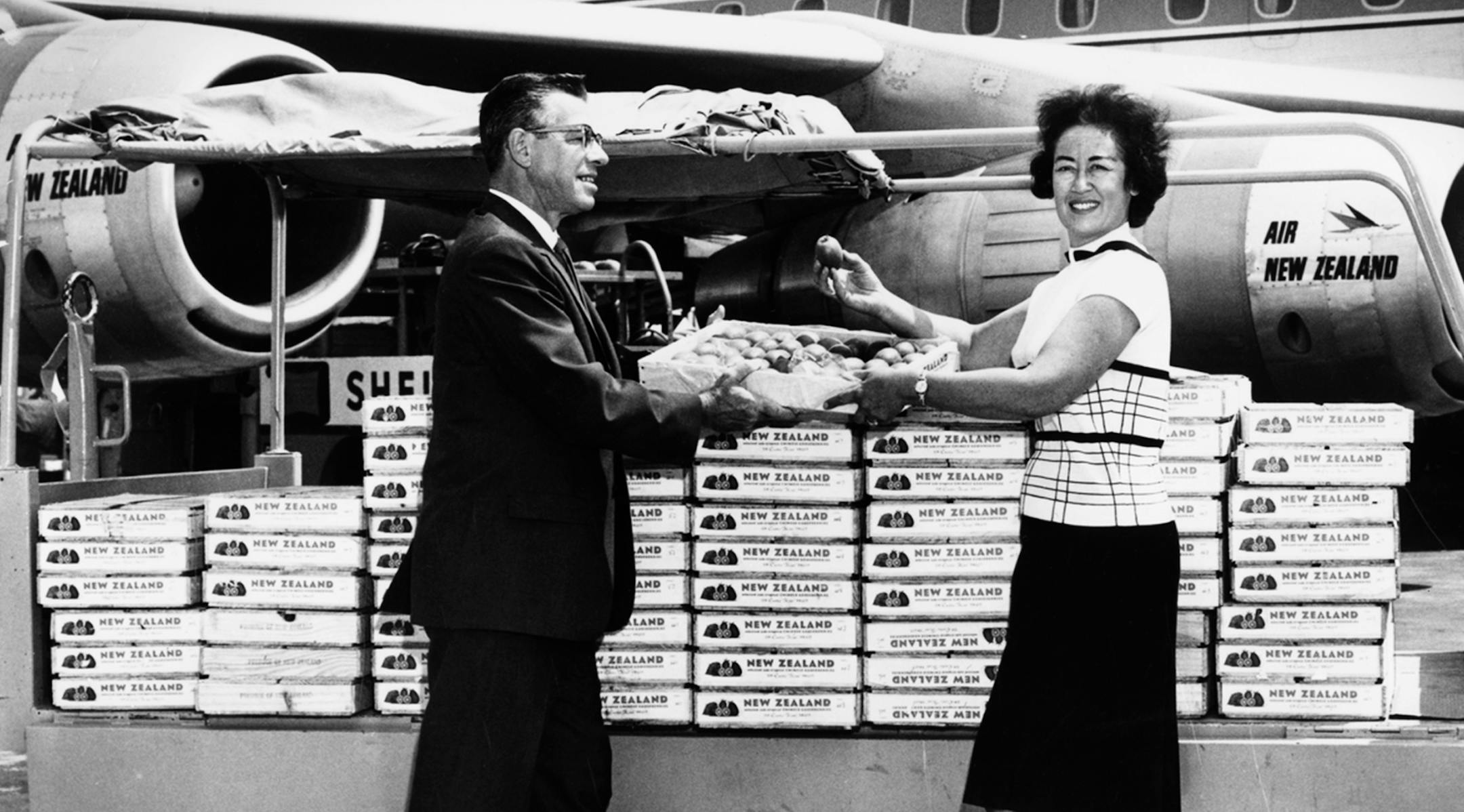 Fear No Fruit Productions Frieda Caplan accepts her first shipment of kiwifruit. Caplan helped bring more than 200 kinds of what was then ìexoticî fruits and vegetables to U.S. households.