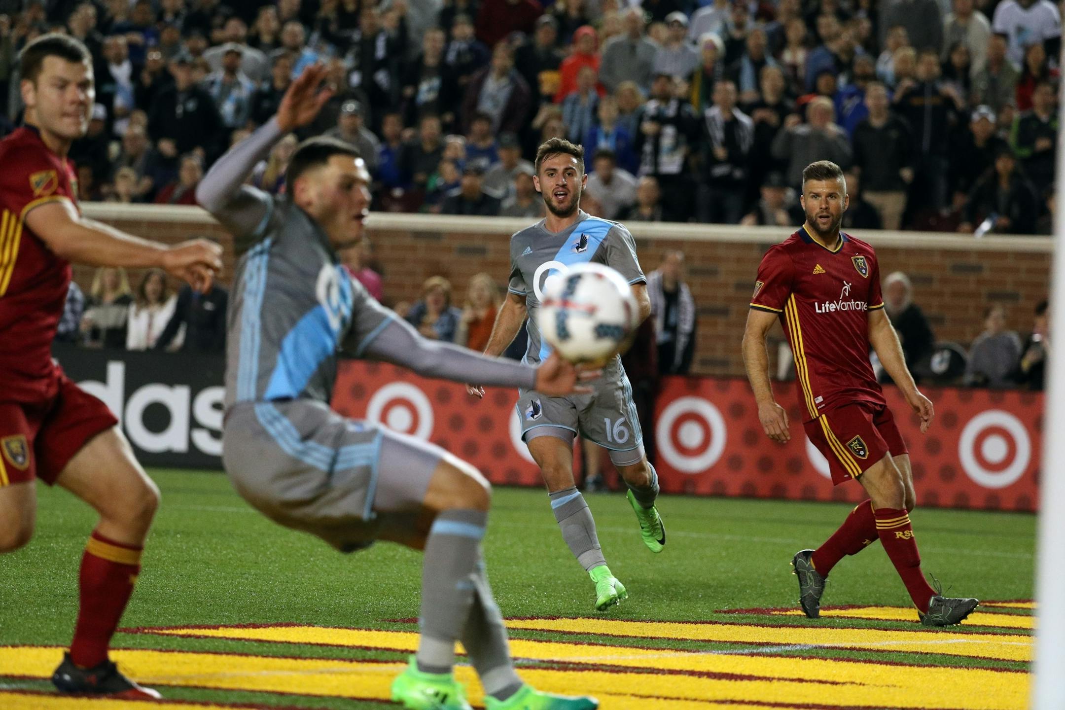 Minnesota United forward Bashkim Kadrii (16) crossed the ball to Minnesota United forward Christian Ramirez (21) who was unable to score in the second half.