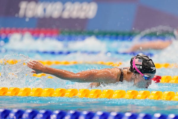 Regan Smith took second in her semifinal in women’s 200-meter butterfly in Tokyo.