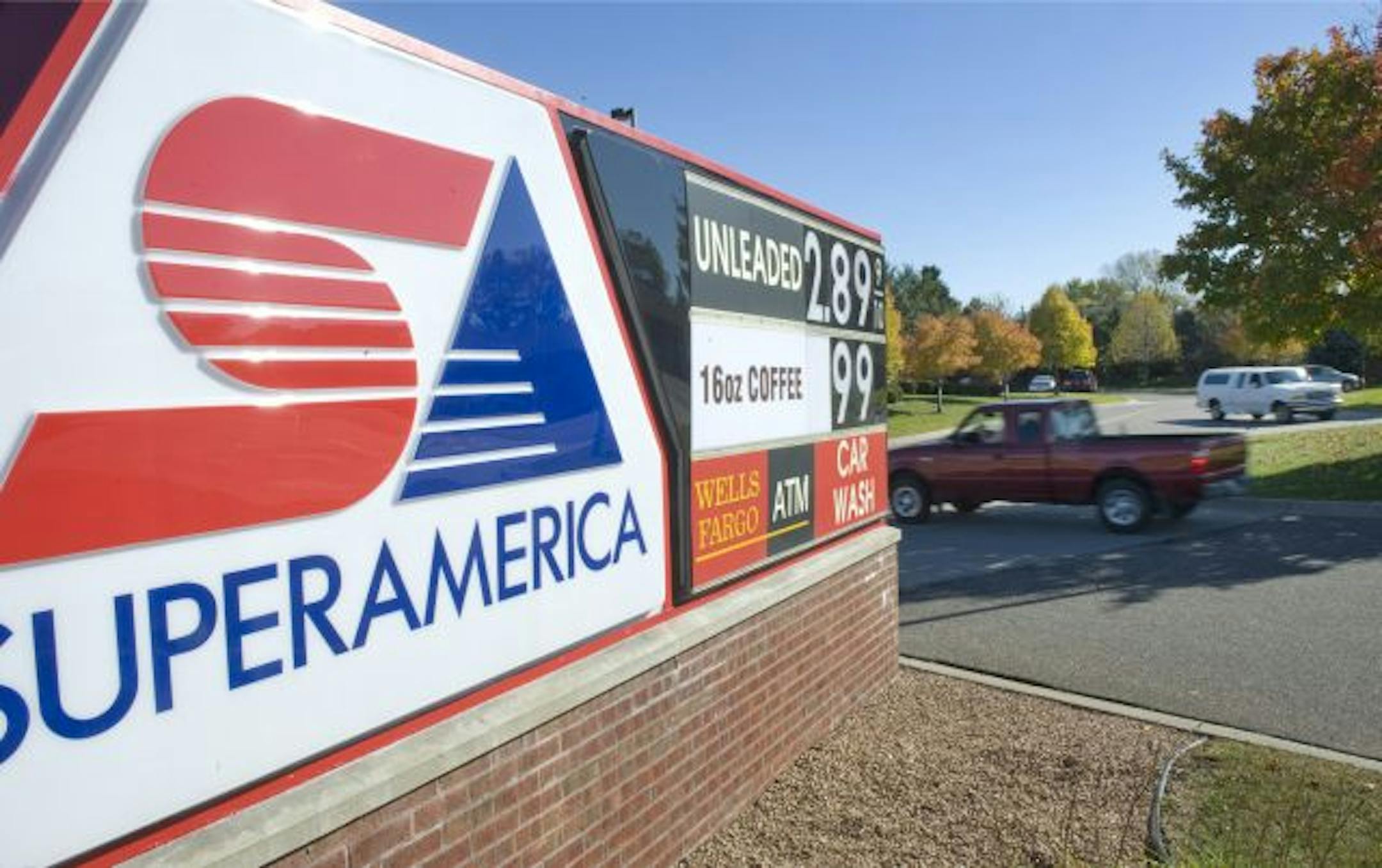 The owner of SuperAmerica gas stations hopes to raise $325 million in an IPO.