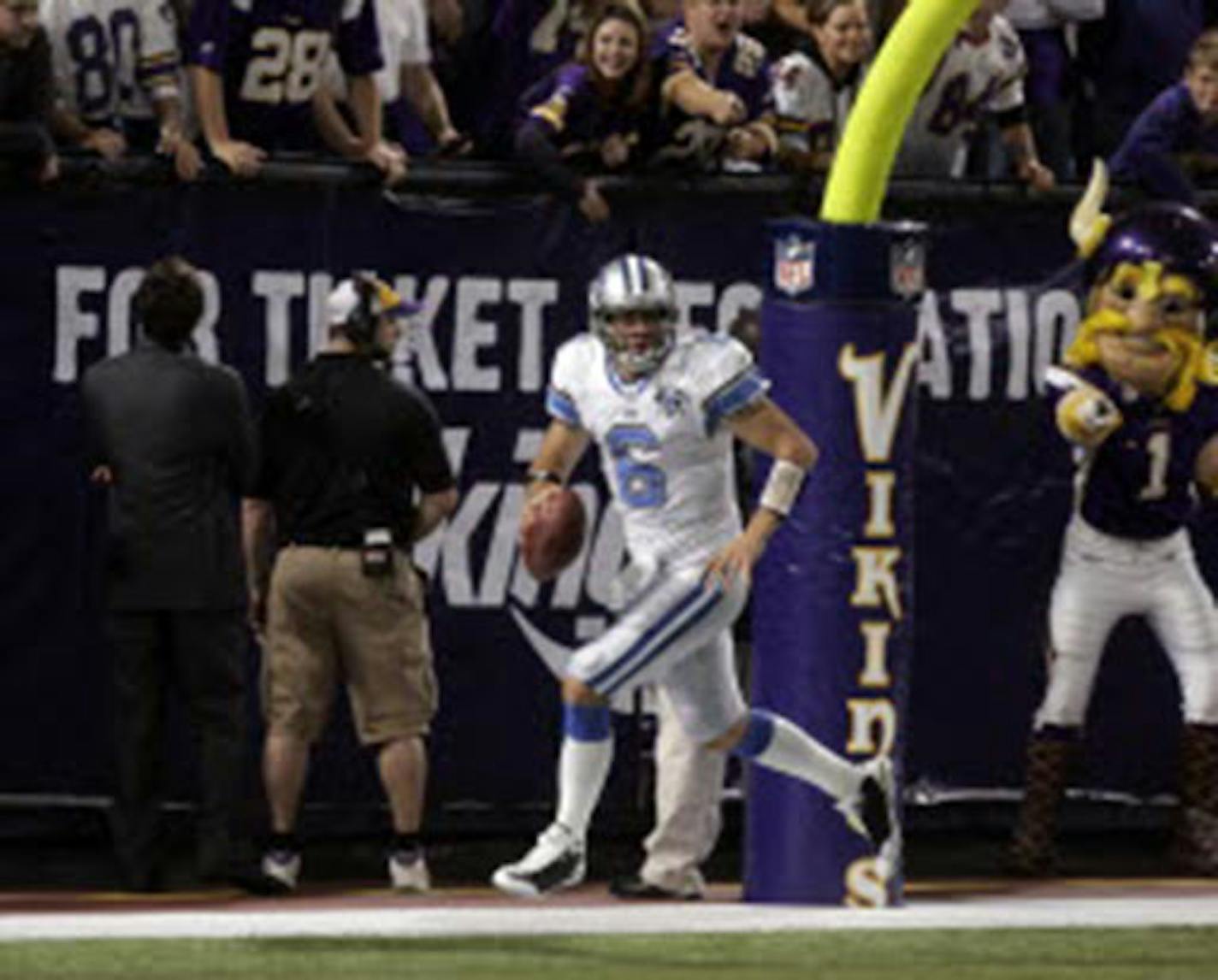 A classic Lions moment of Dome futility from 2008: Quarterback Dan Orlovsky inadvertently rolled right out of the end zone for a first-quarter safety.