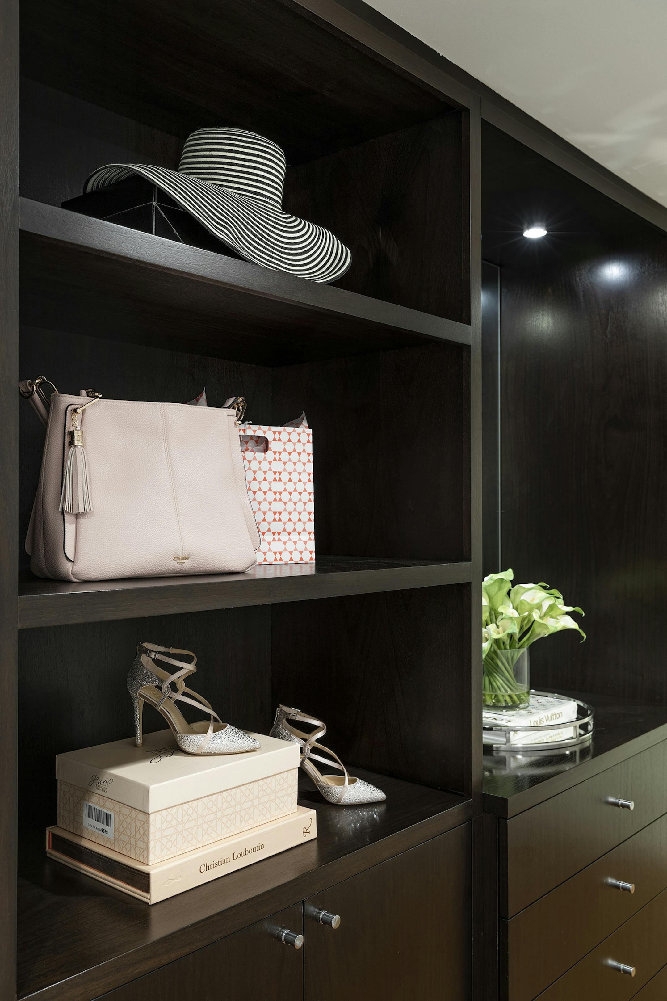 Use shelves for items that may be large in size or bulky such as hats and purses. (Design Recipes) ORG XMIT: 1242010