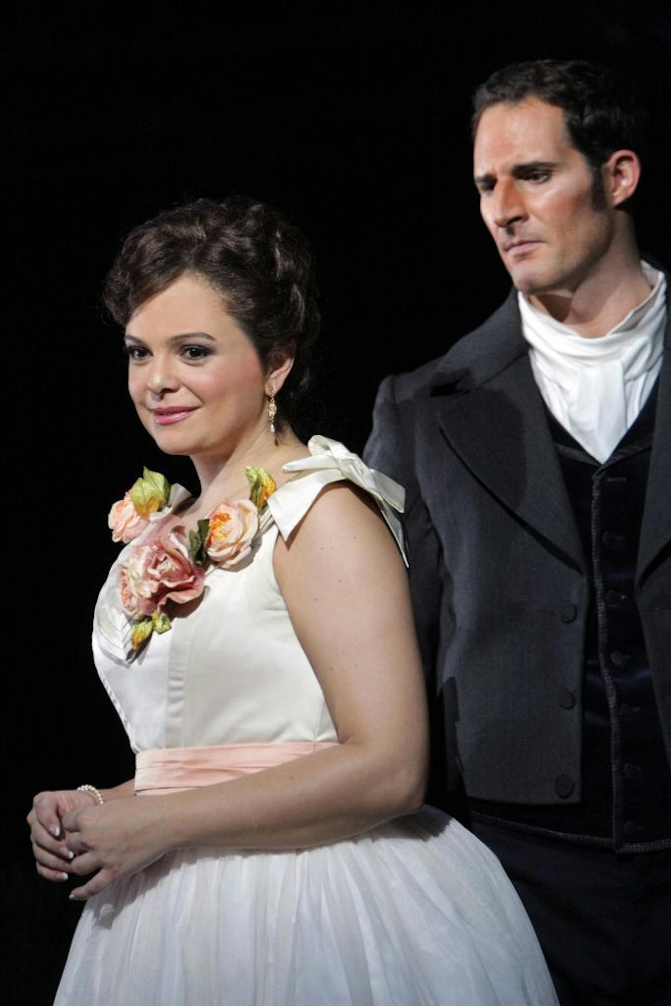 Roxana Constantinescu and James Valenti in "Werther."
