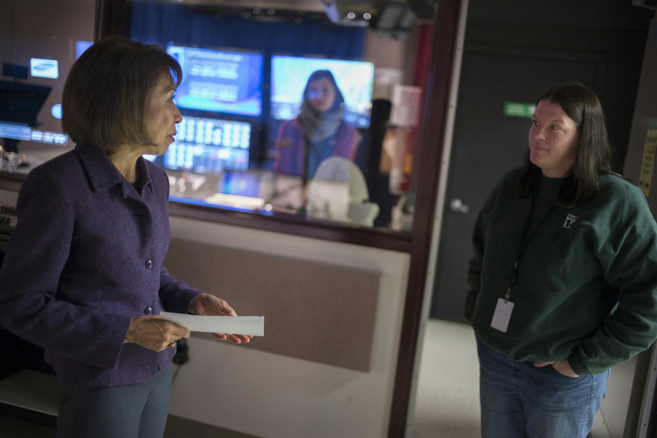 At Burnsville H.S. where Burnsville Community Television tapes its show with Mayor Elizabeth Kautz's biweekly show, the mayor chatted with operations specialist Tina Wilson.]Richard Tsong-Taatarii/rtsong-taatarii@startribune.com