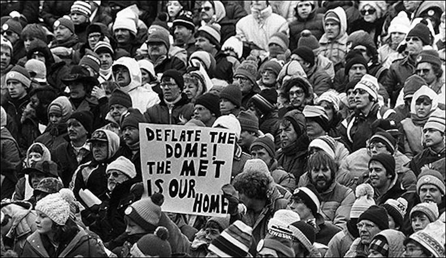 A sign in the crowd at Met Stadium as the Vikings fell to the Chiefs 10-6.