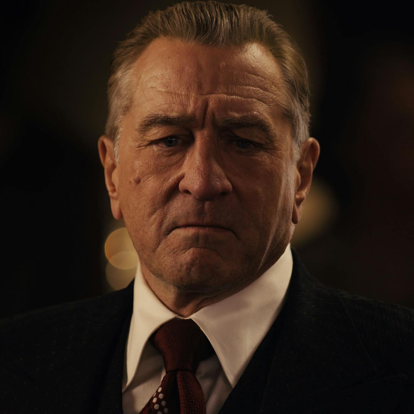 Frank Sheeran (Robert De Niro) has conflicting loyalties in The Irishman. &#xa9; 2019 Netlfix US, LLC. All rights reserved.